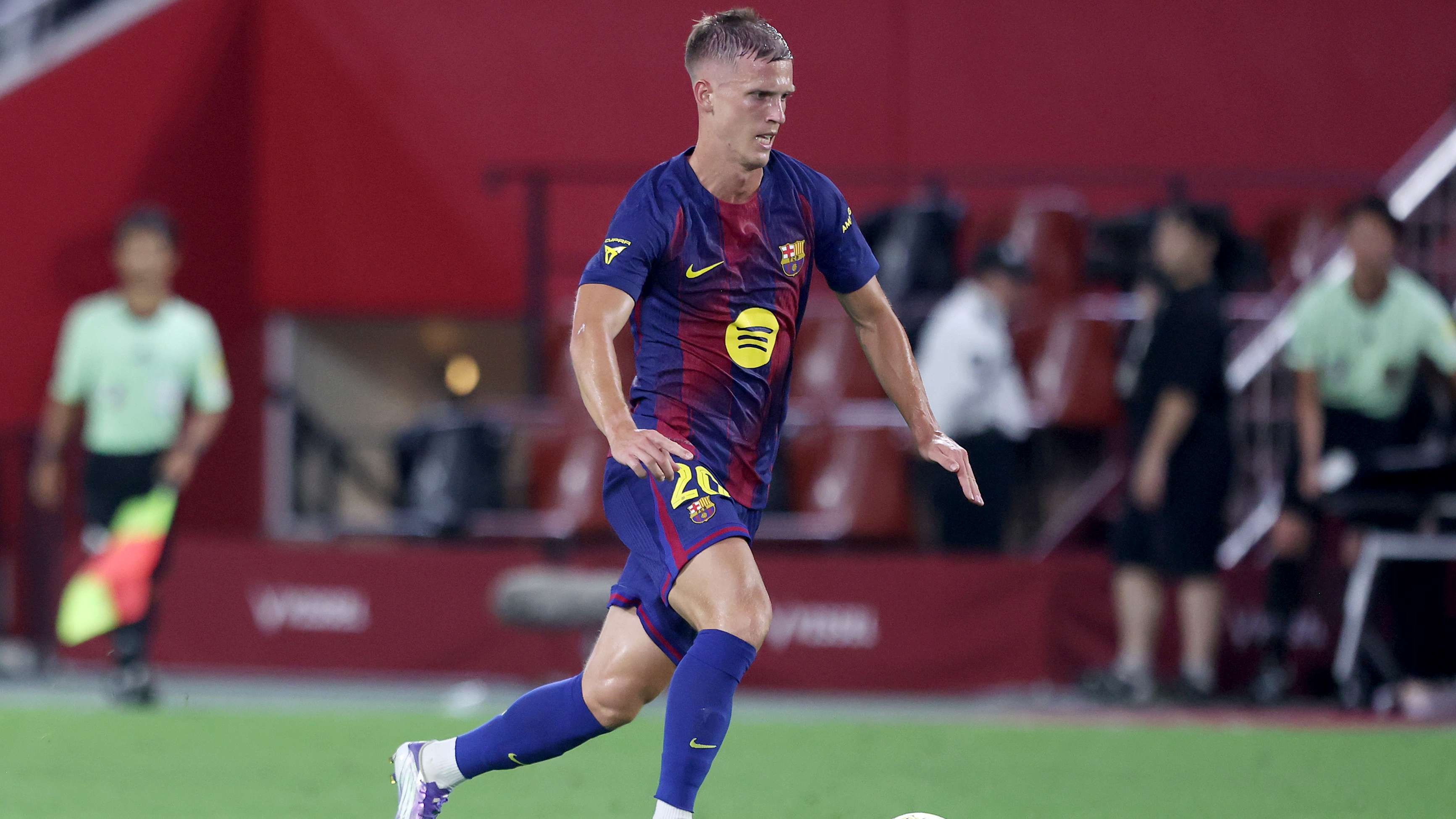 Vissel Kobe v FC Barcelona - Preseason Friendly