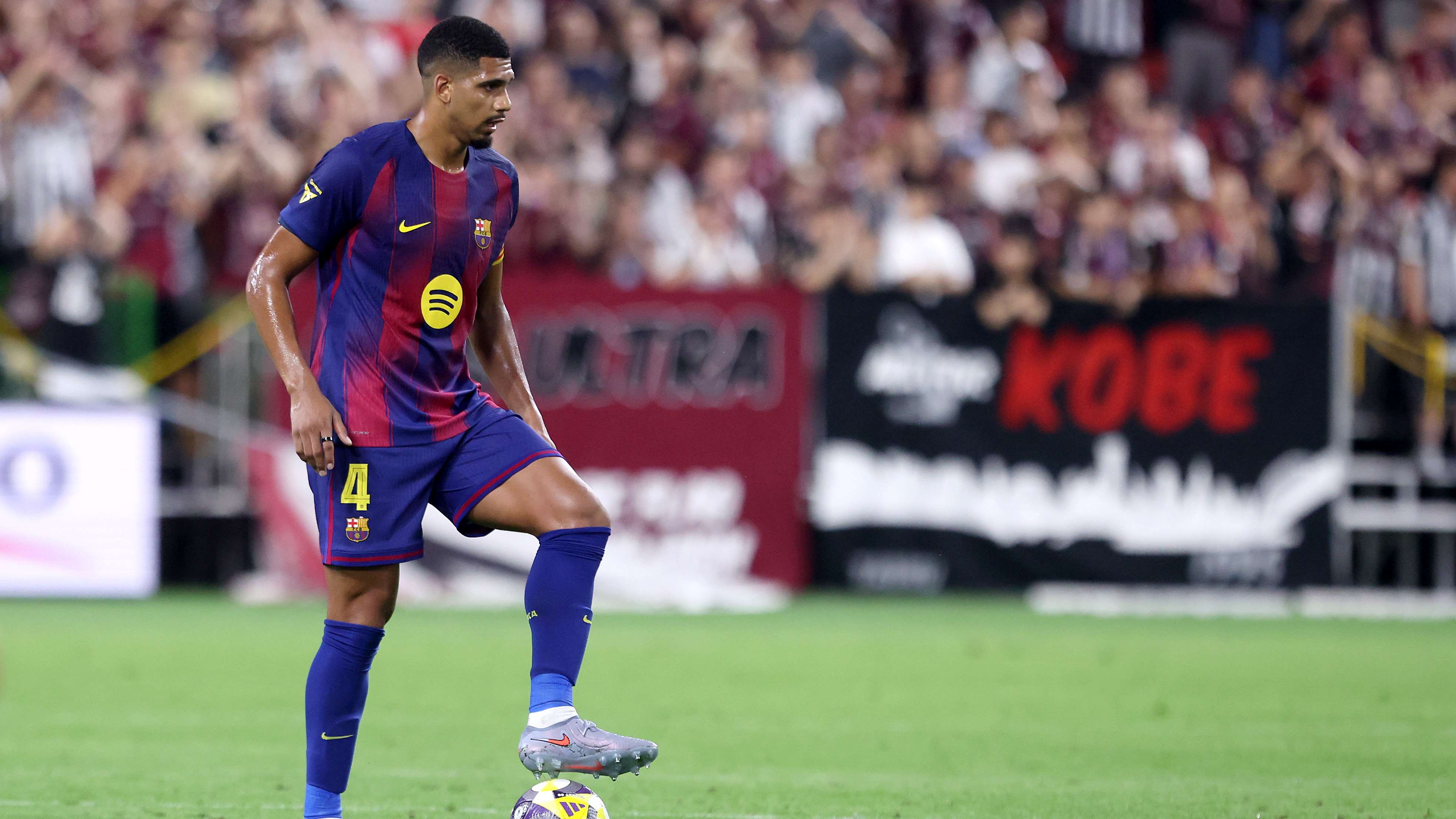 Vissel Kobe v FC Barcelona - Preseason Friendly