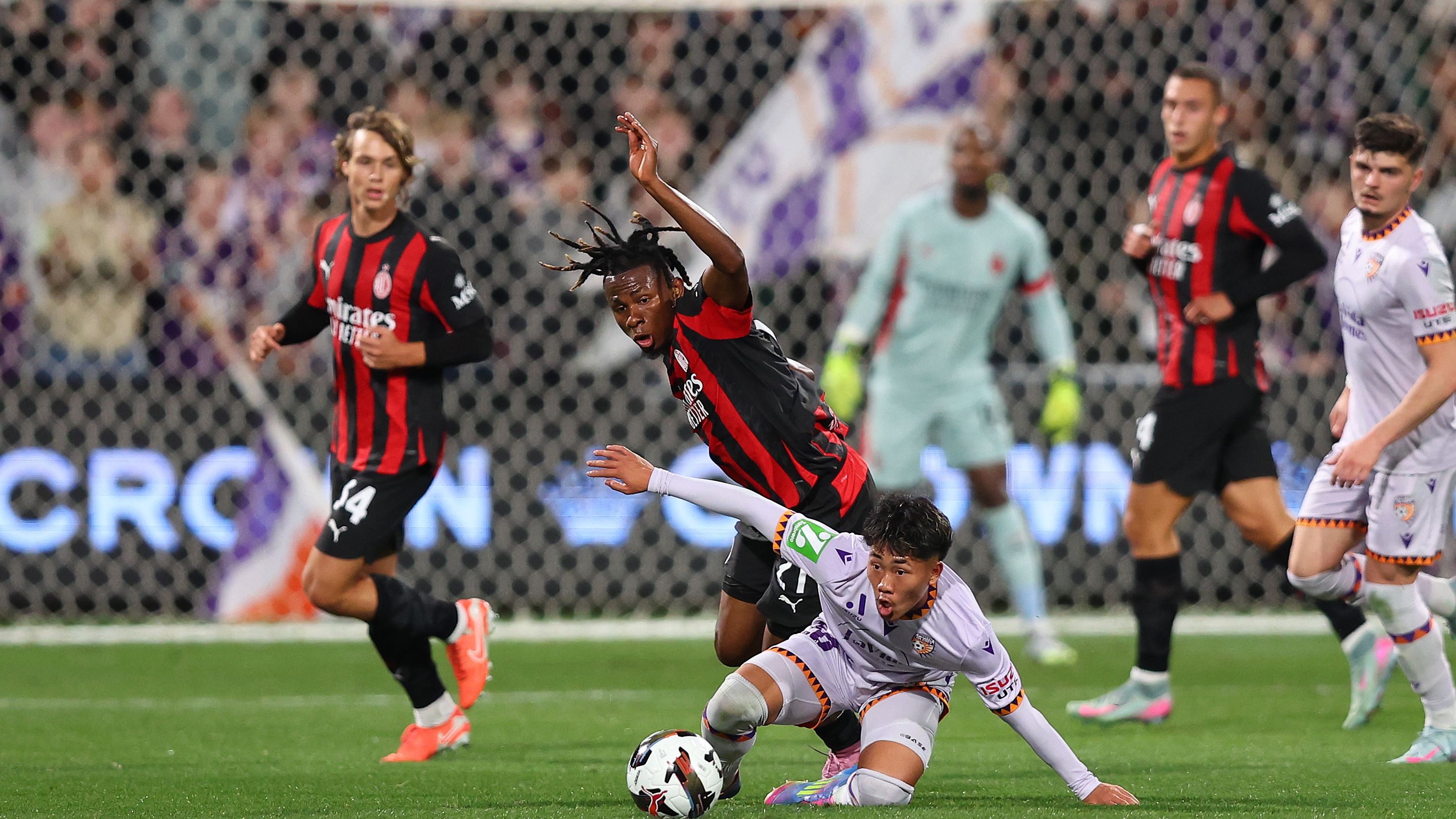 Perth Glory v AC Milan