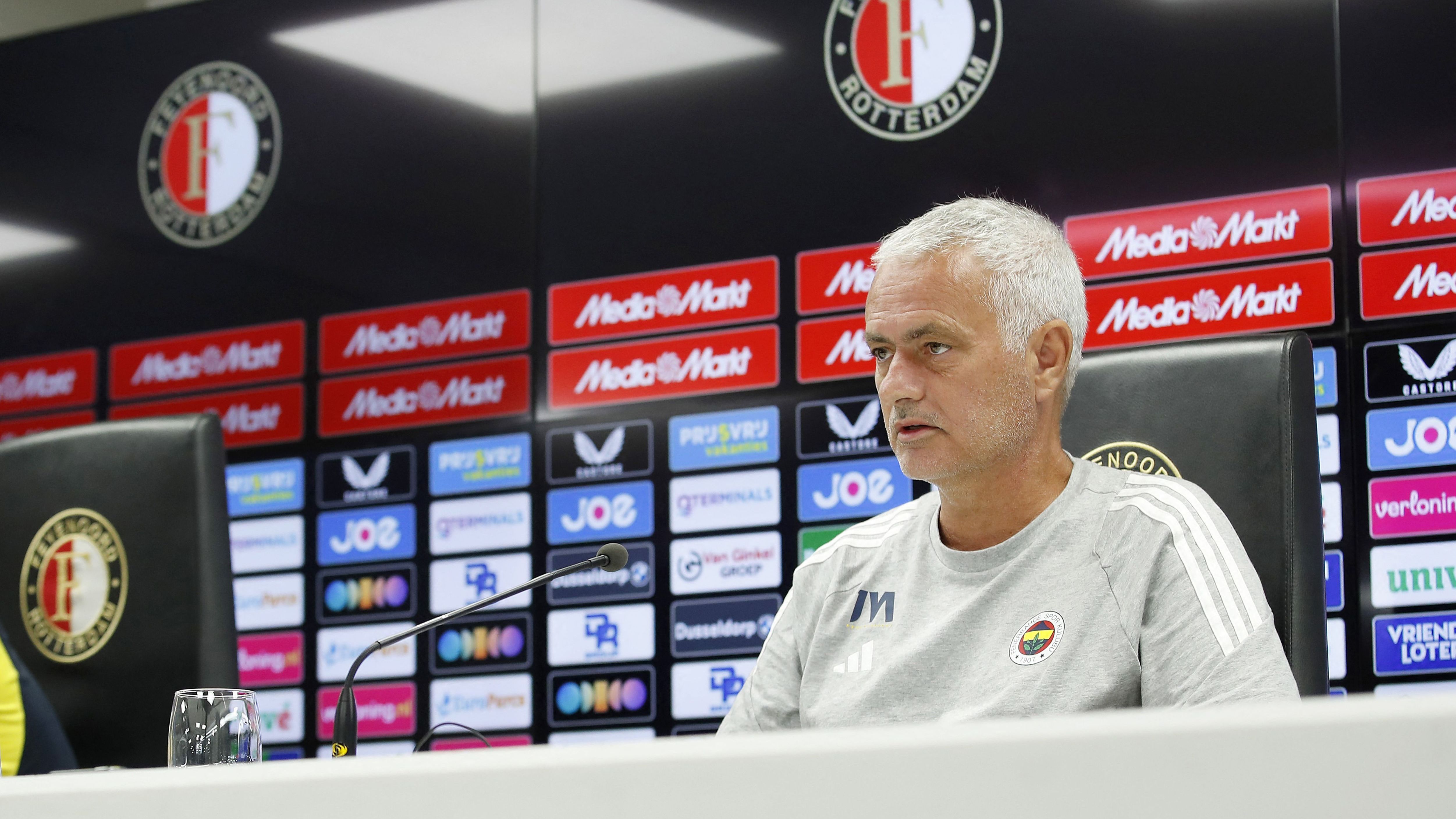 FBL-EUR-C1-QUALIFYING-FENERBAHCE-PRESSER