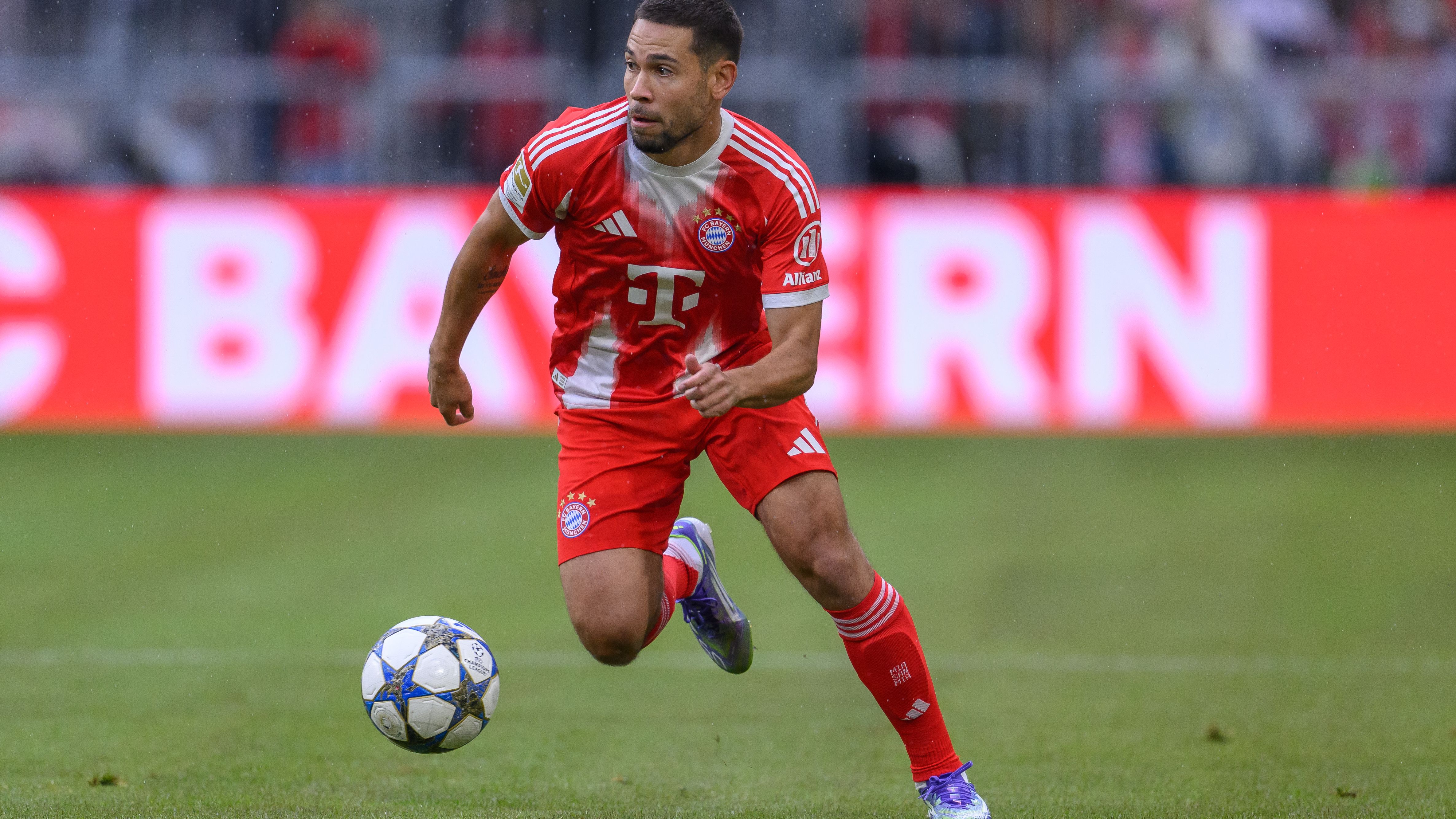 FC Bayern München v Olympique Lyonnais - Pre-Season Friendly