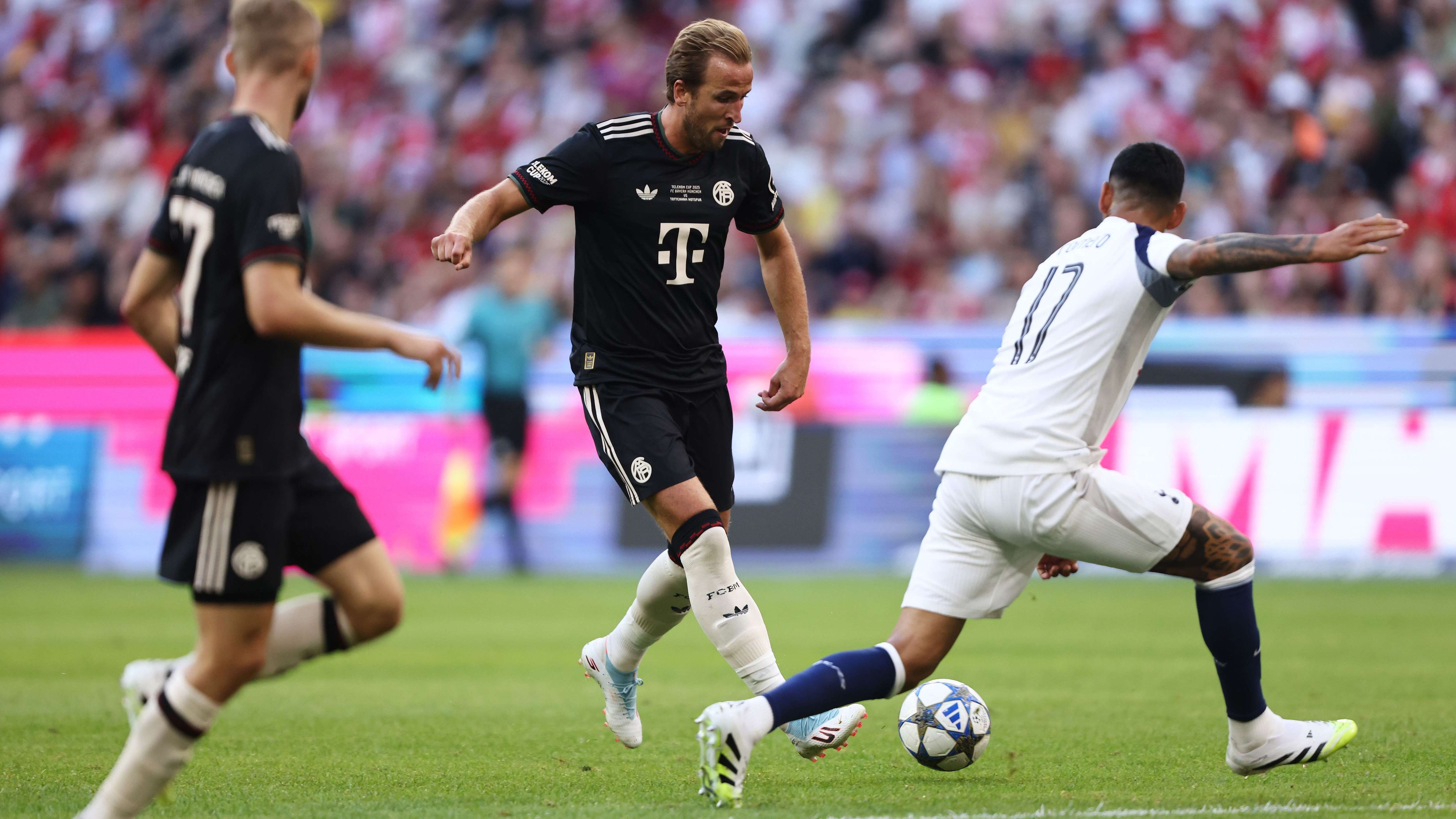 Bayern Munich v Tottenham Hotspur - Pre-Season Friendly