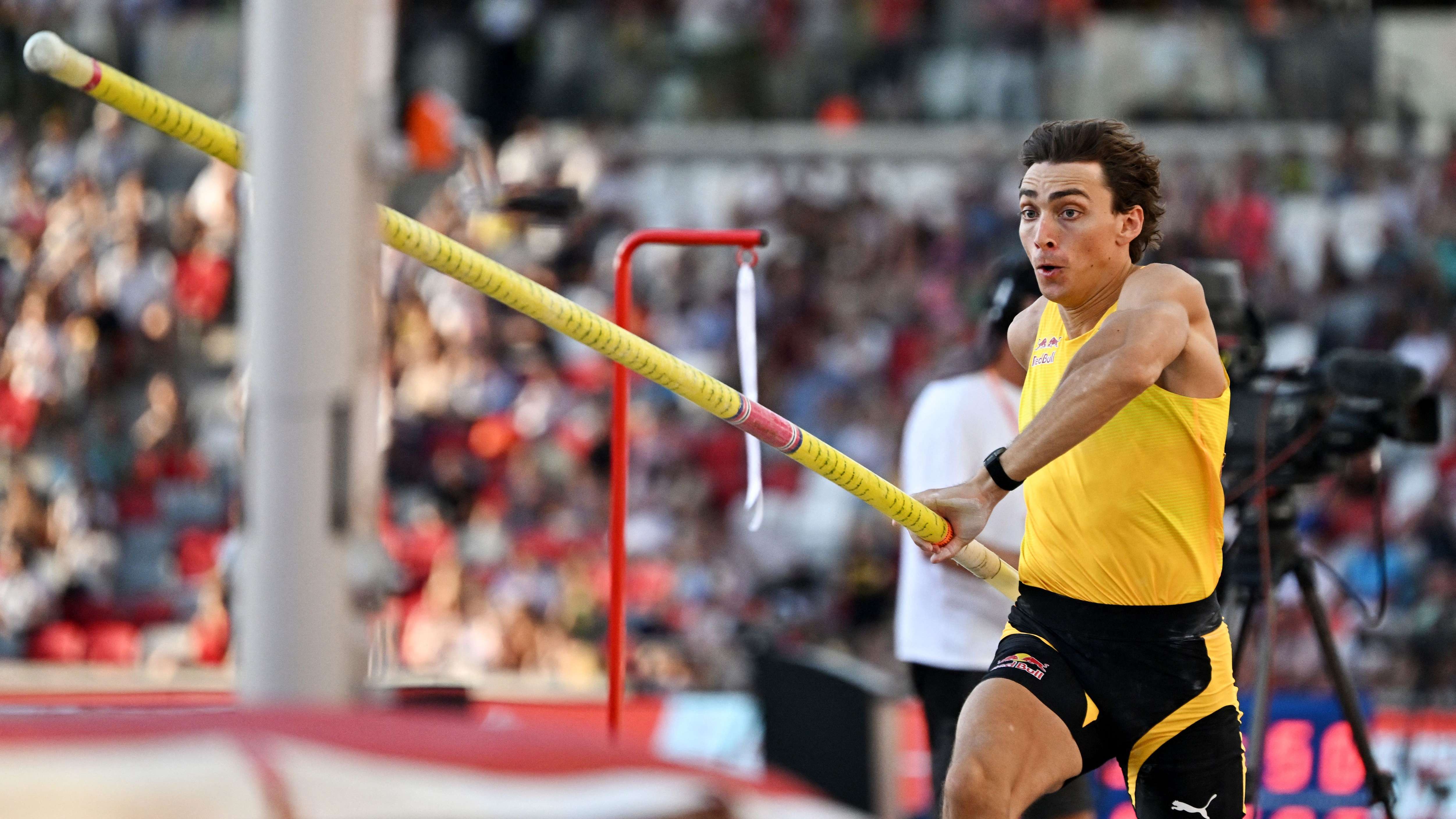 ATHLETICS-HUN-POLE VAULT-MEN