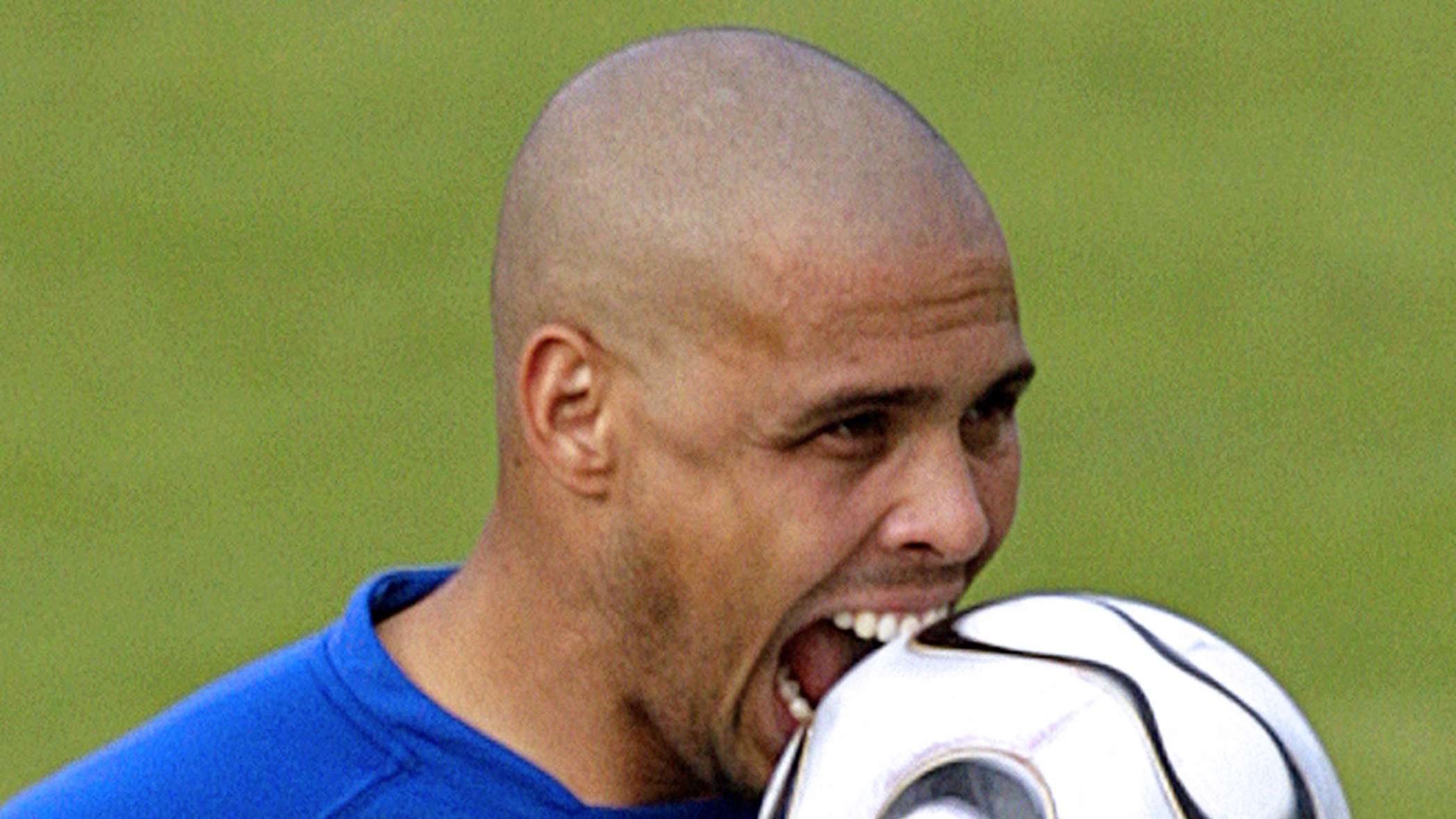 FBL-WC2006-BRA-RONALDO