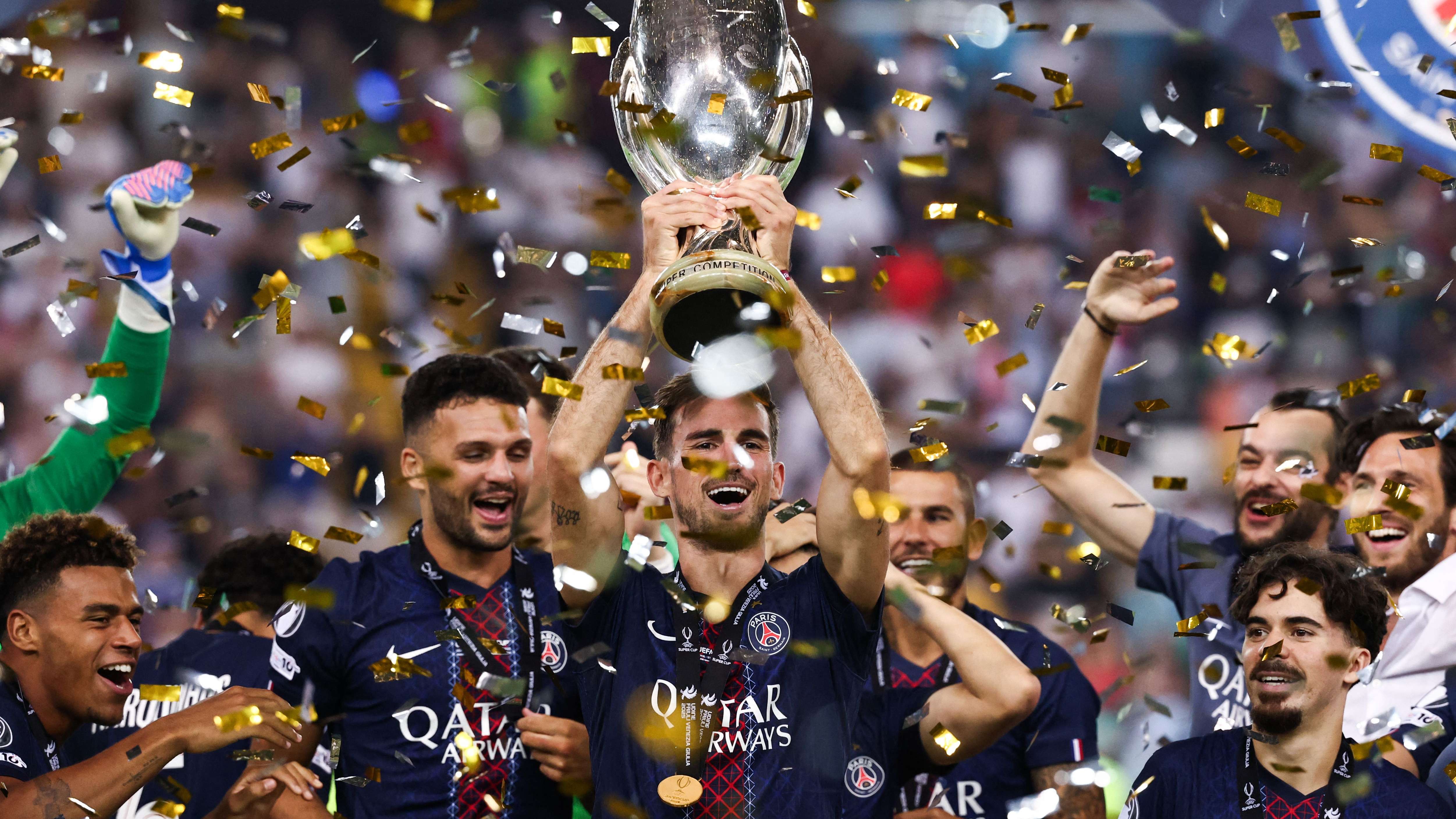 TOPSHOT-FBL-EUR-SUPERCUP-2025-PSG-TOTTENHAM