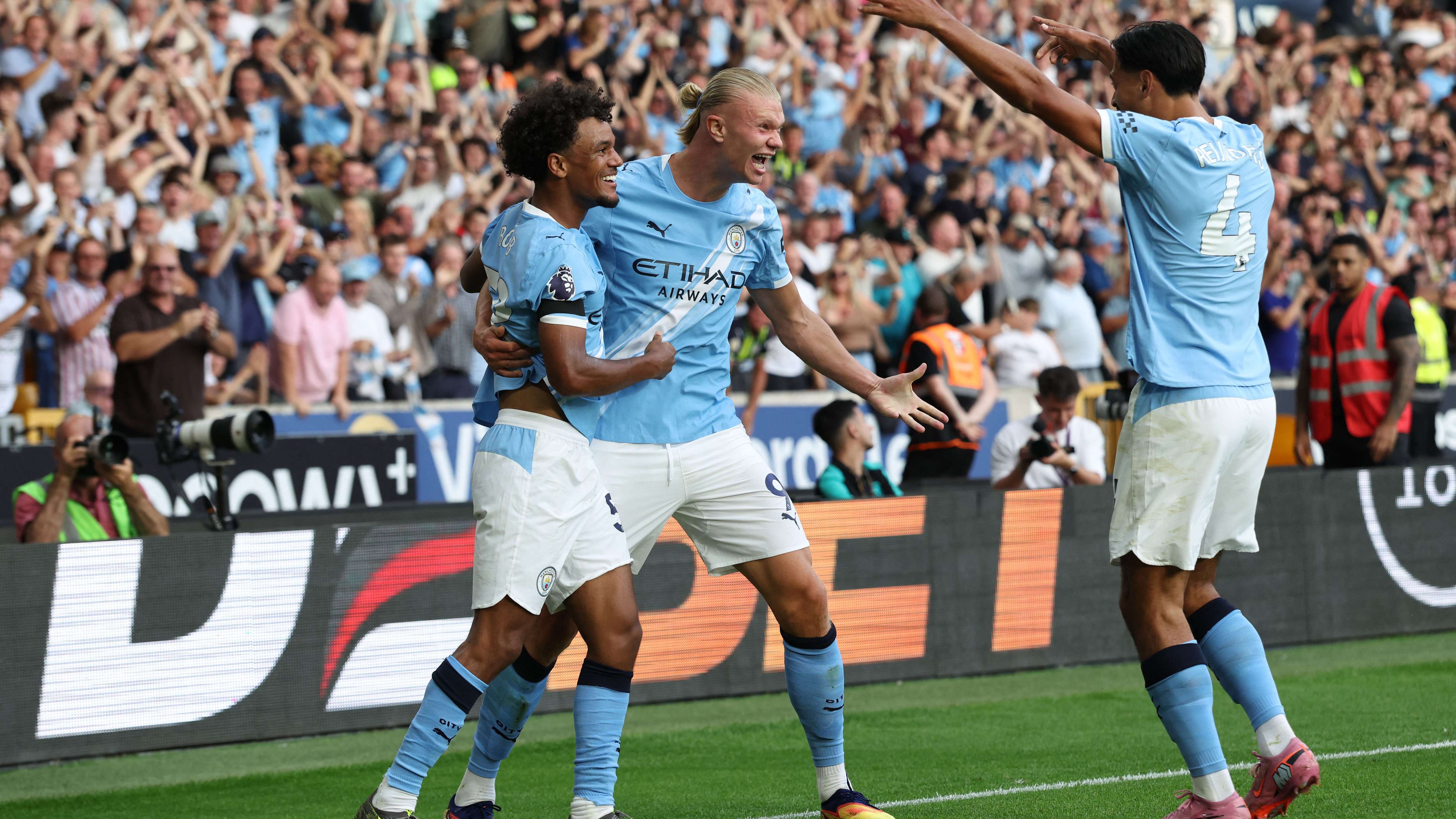 FBL-ENG-PR-WOLVES-MAN CITY