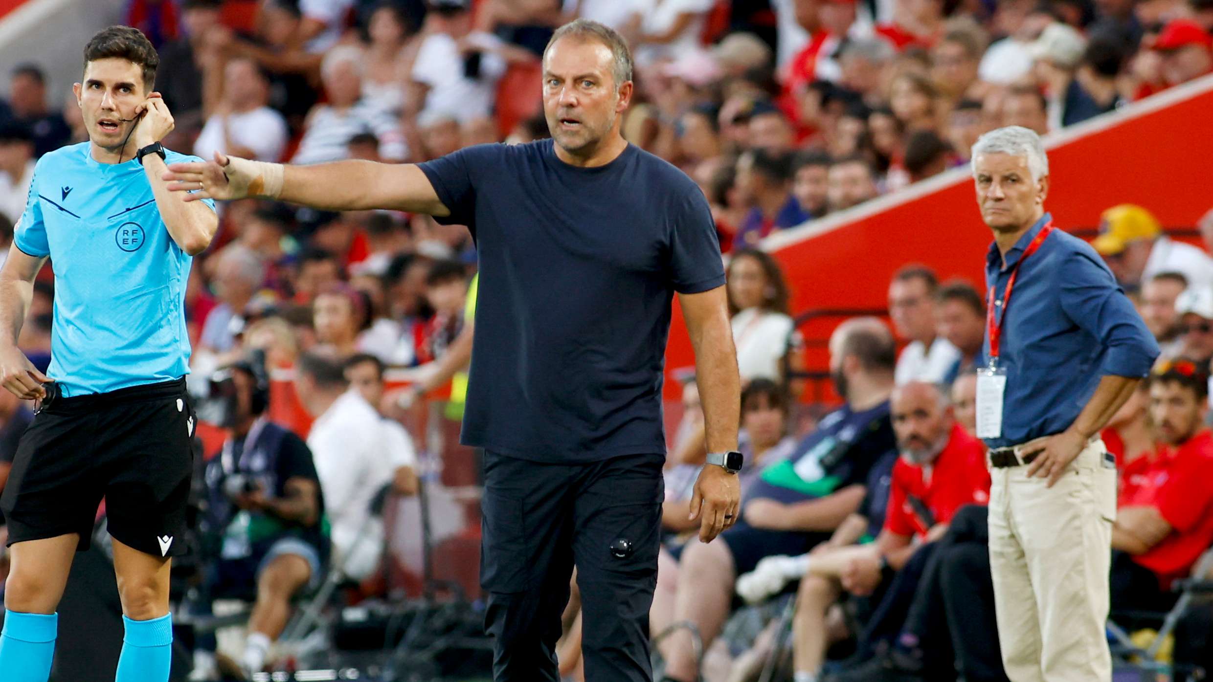 FBL-ESP-LIGA-MALLORCA-BARCELONA