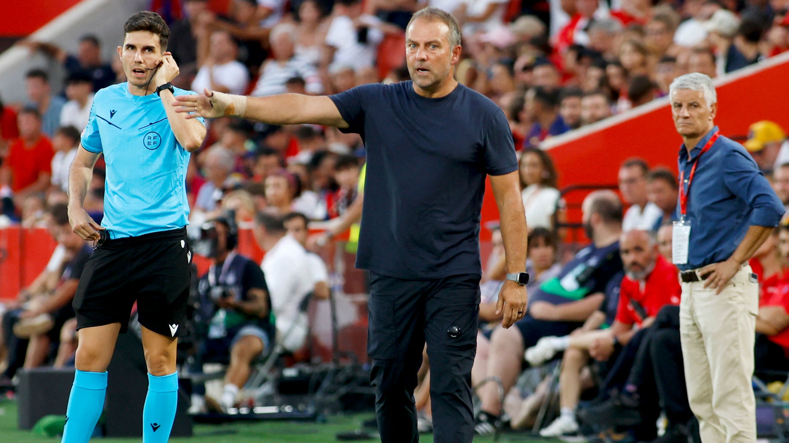 FBL-ESP-LIGA-MALLORCA-BARCELONA