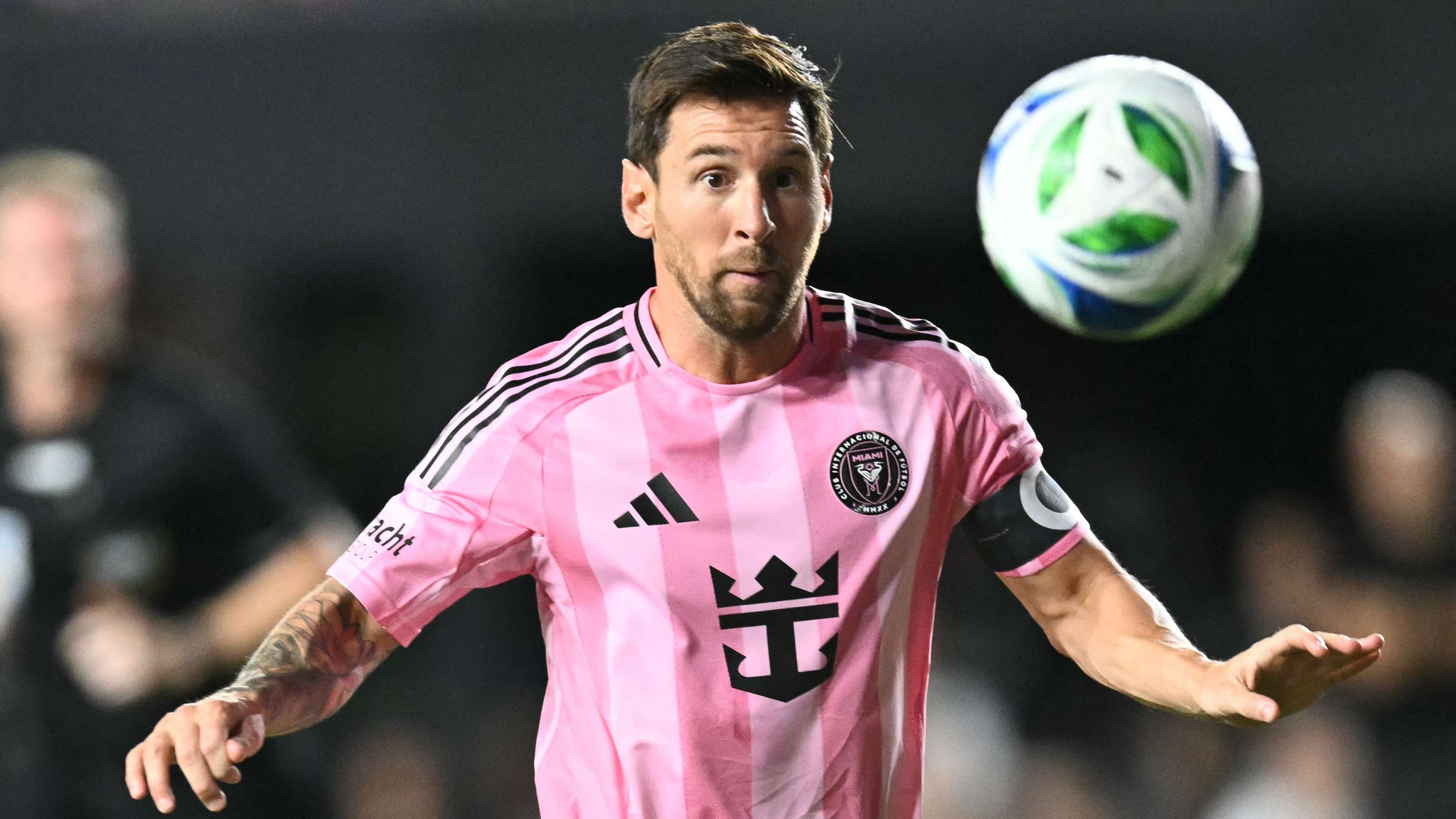 TOPSHOT-FBL-MSL-MIAMI-GALAXY