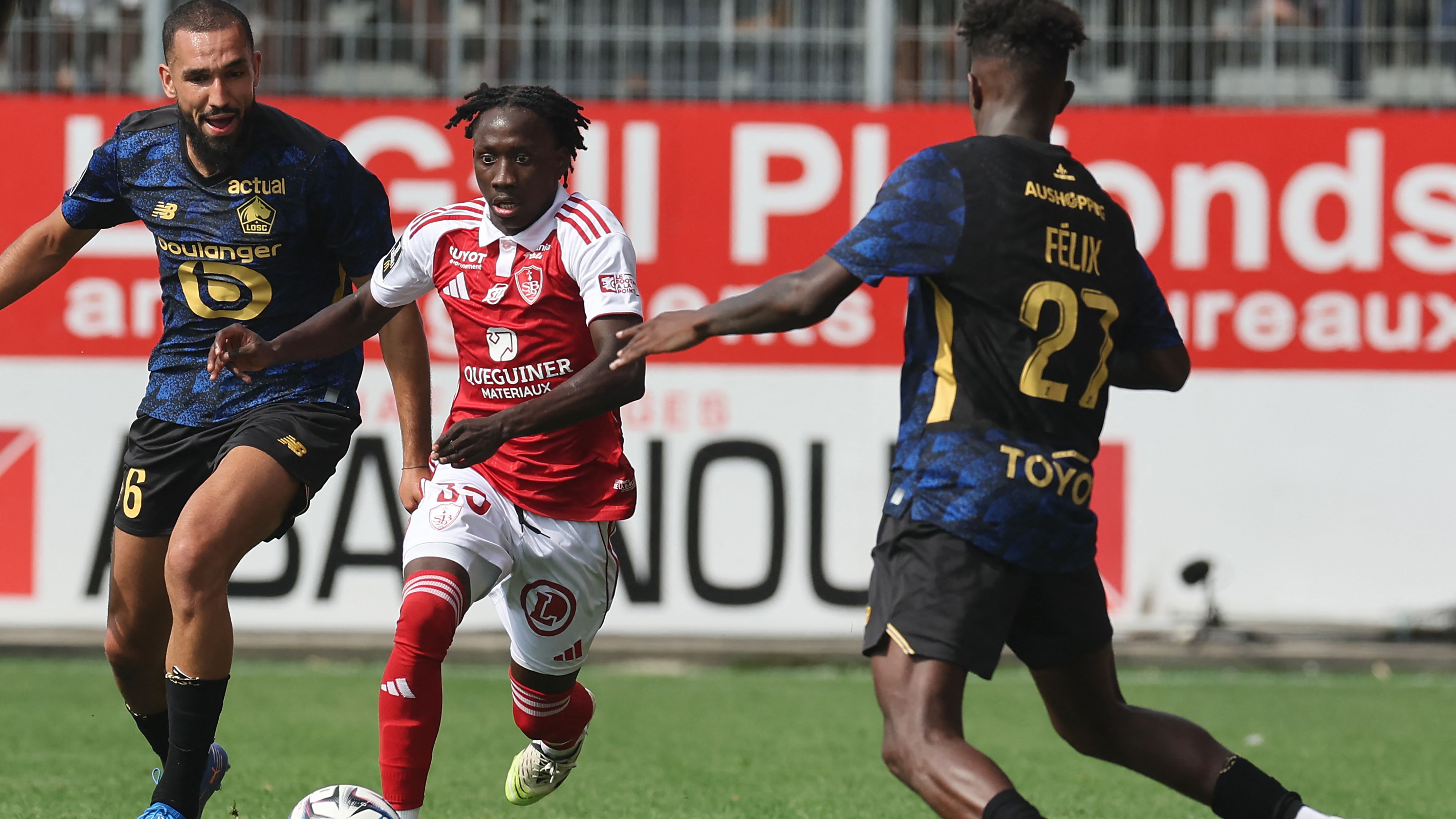 FBL-FRA-LIGUE1-BREST-LILLE