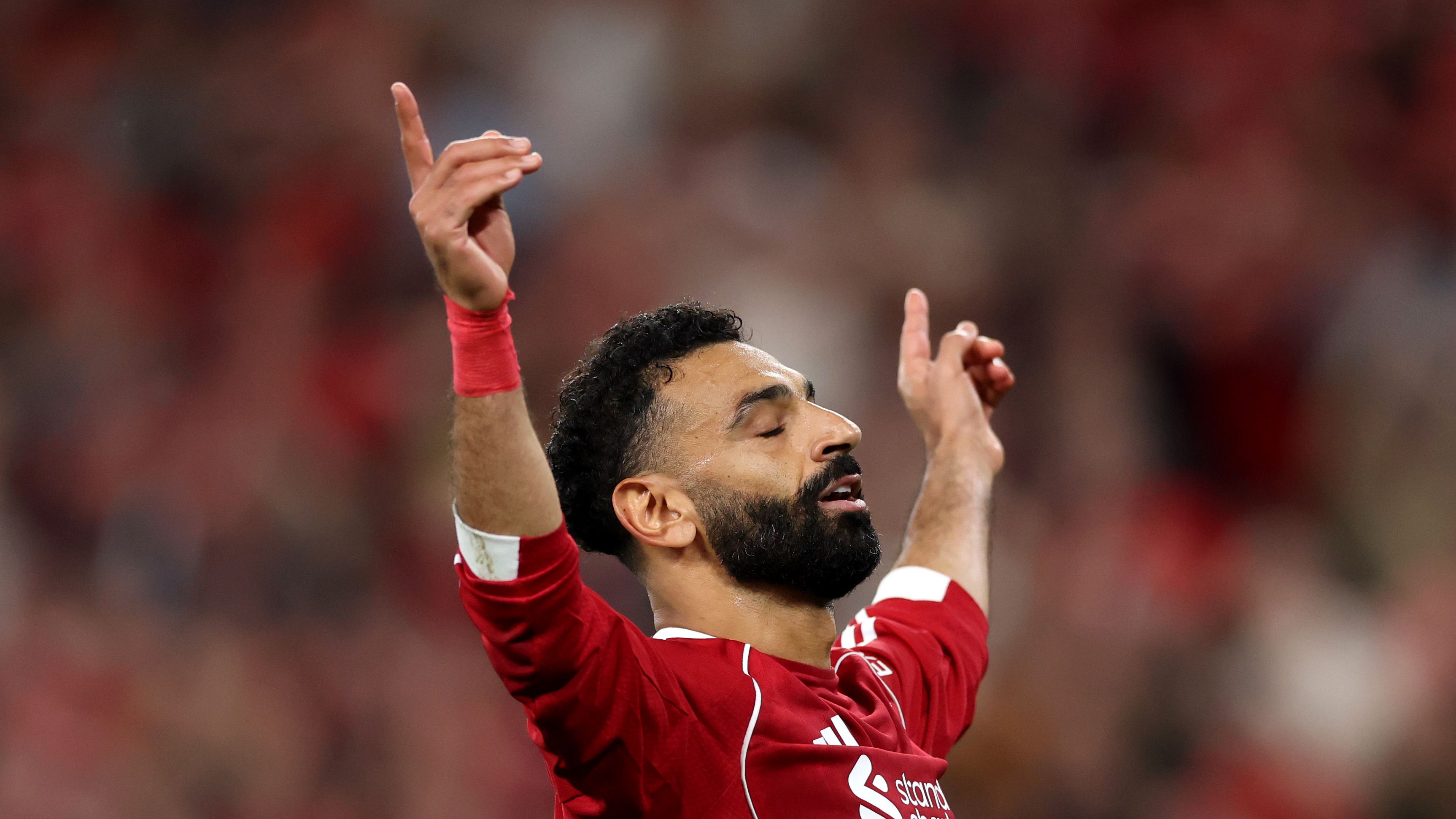 محمد صلاح: رحلة أسطورة من المقاولون العرب إلى ليفربول وأرقام أهدافه المذهلة