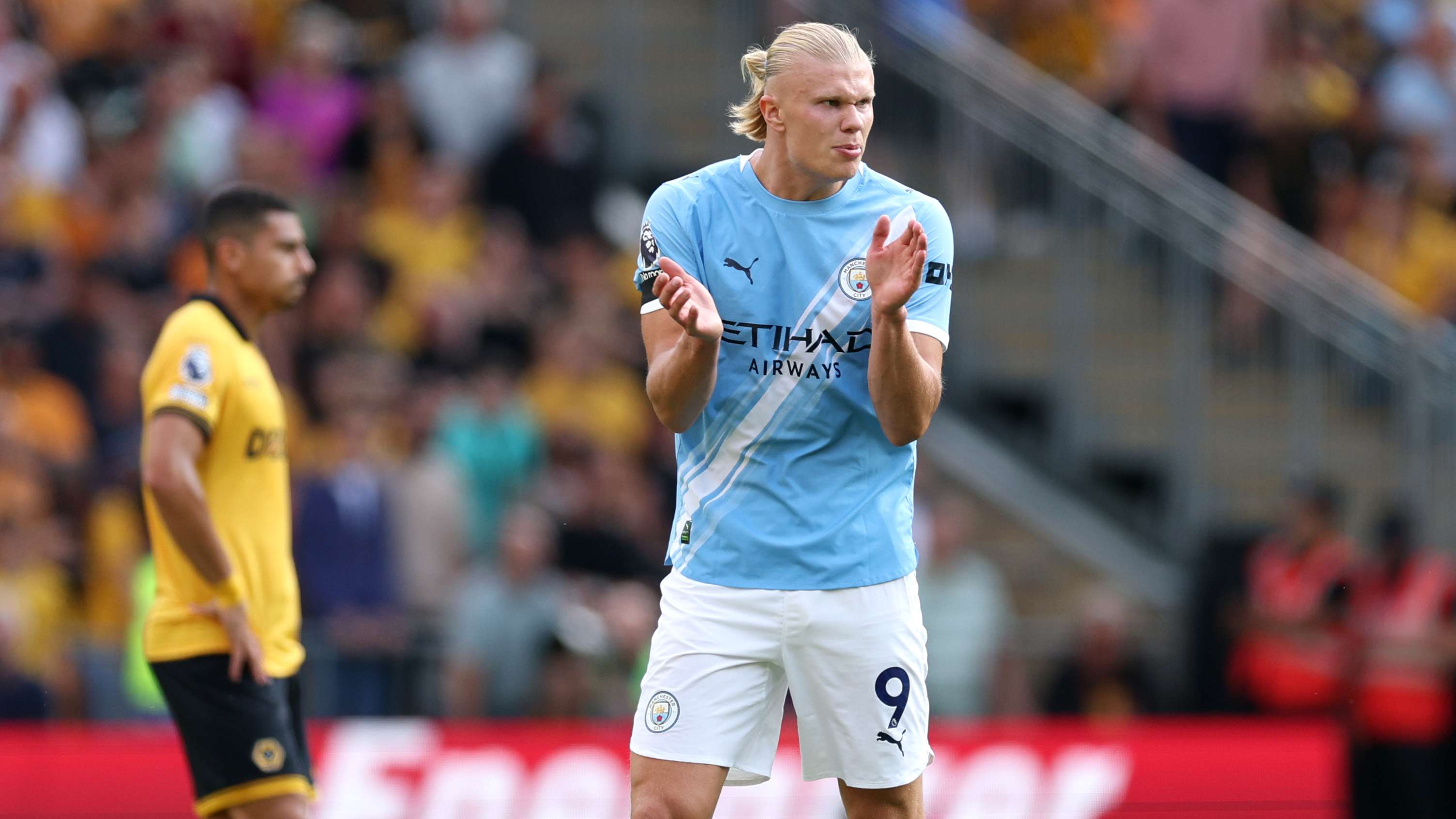 Wolverhampton Wanderers v Manchester City - Premier League