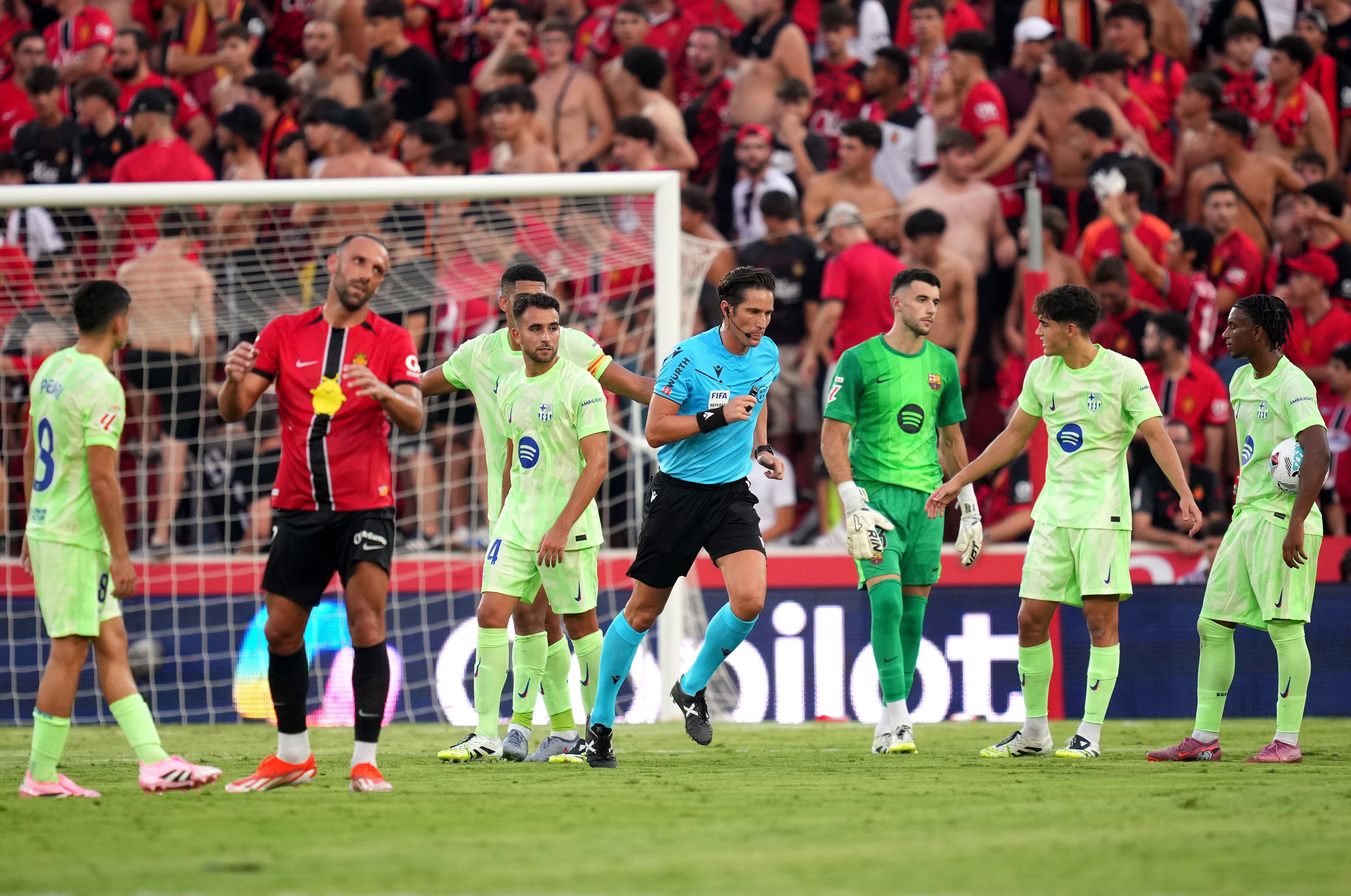 巴塞罗那 门将 加西亚 伤情 经典对决