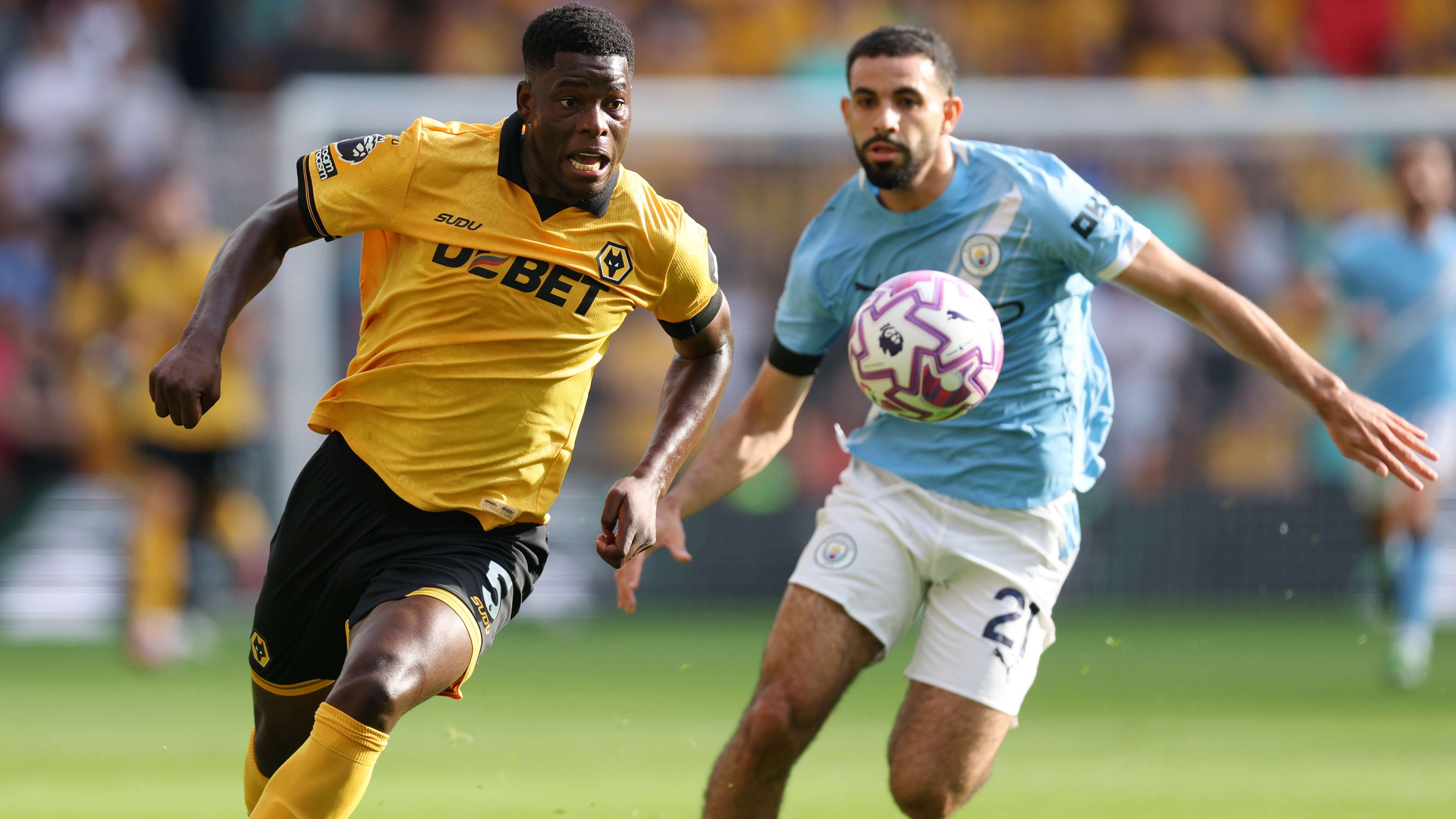 Wolverhampton Wanderers v Manchester City - Premier League