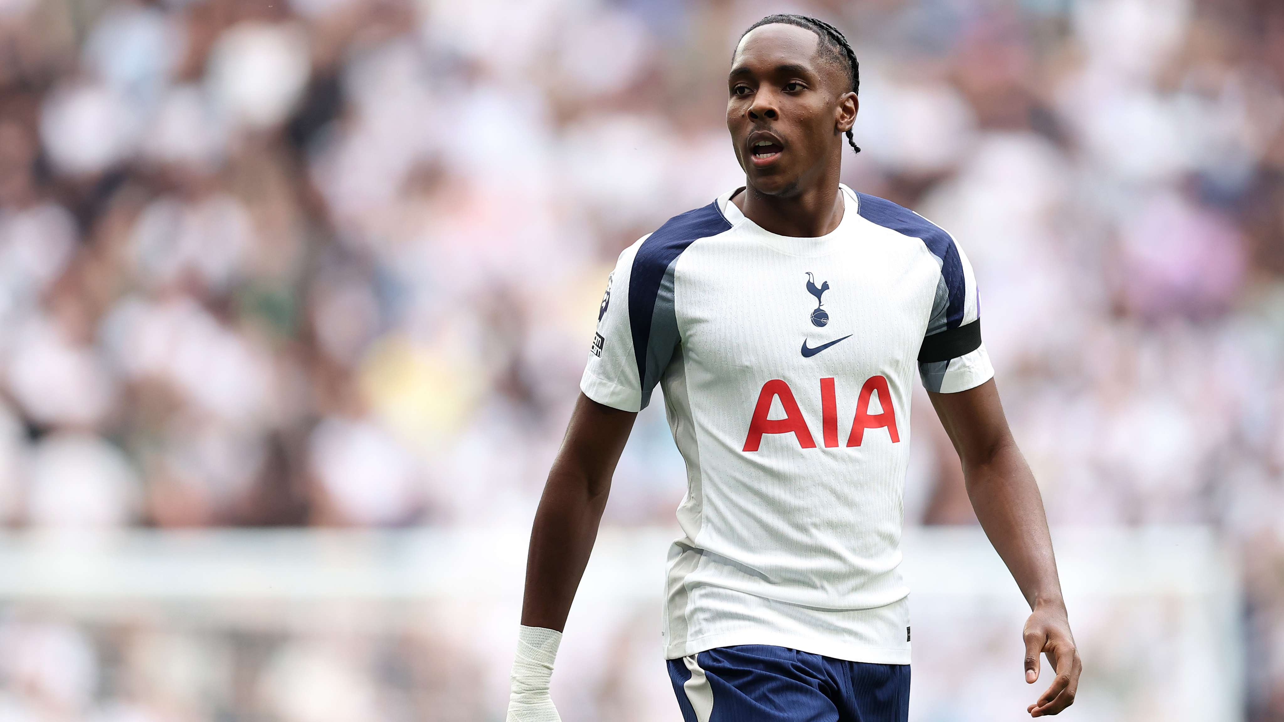 Tottenham Hotspur v Burnley - Premier League