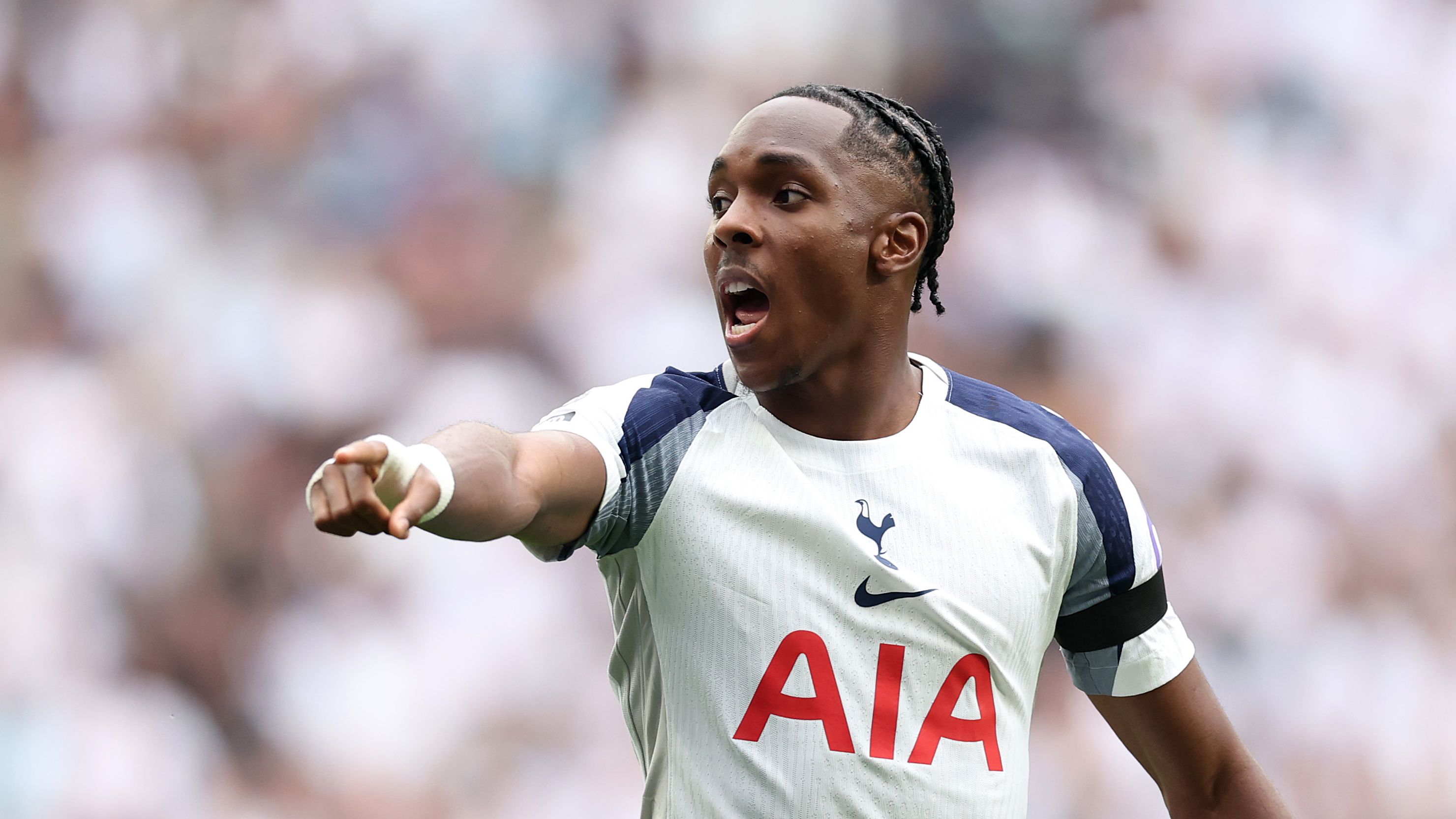 Tottenham Hotspur v Burnley - Premier League