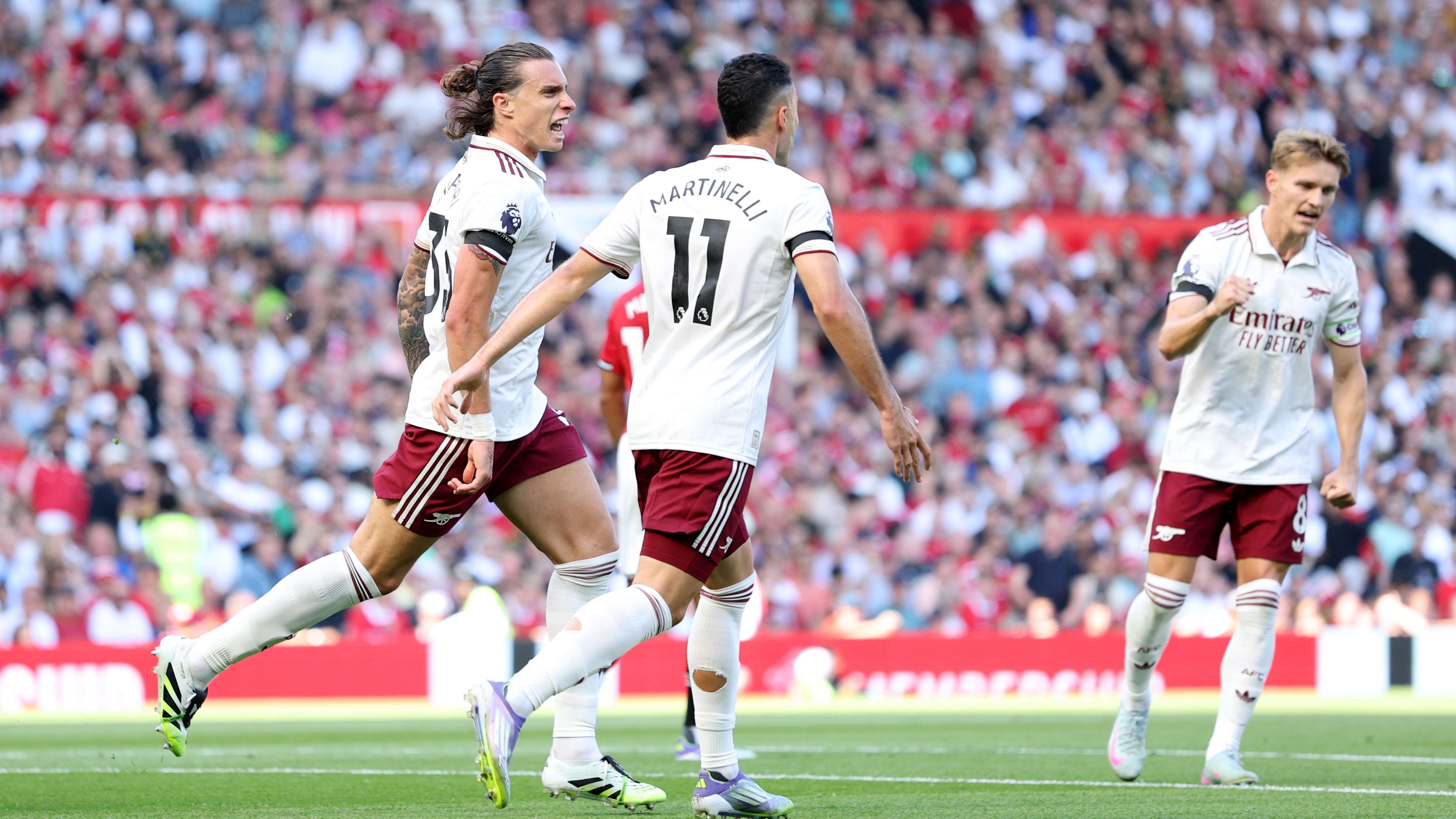 Manchester United v Arsenal - Premier League