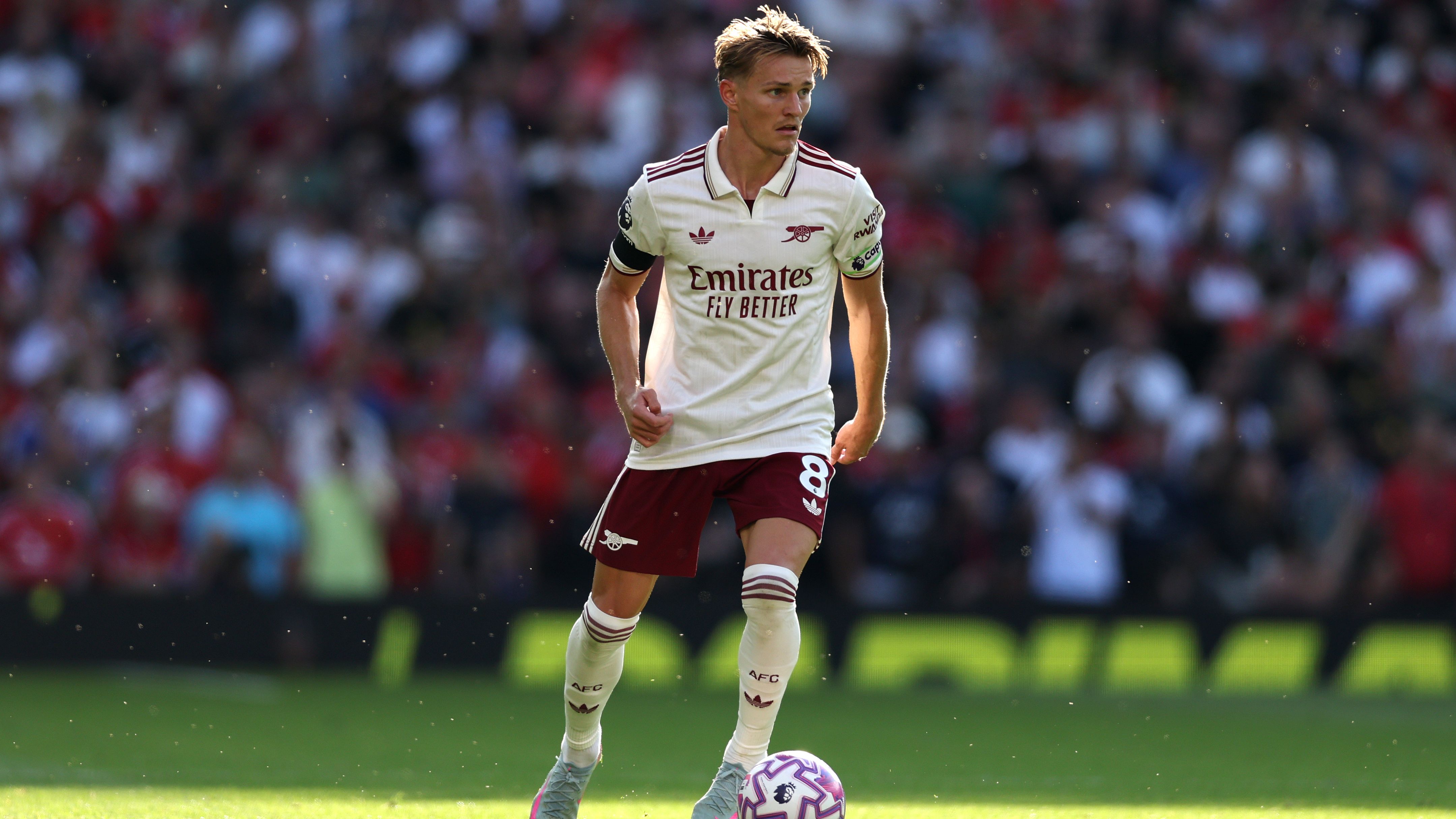 Manchester United v Arsenal - Premier League