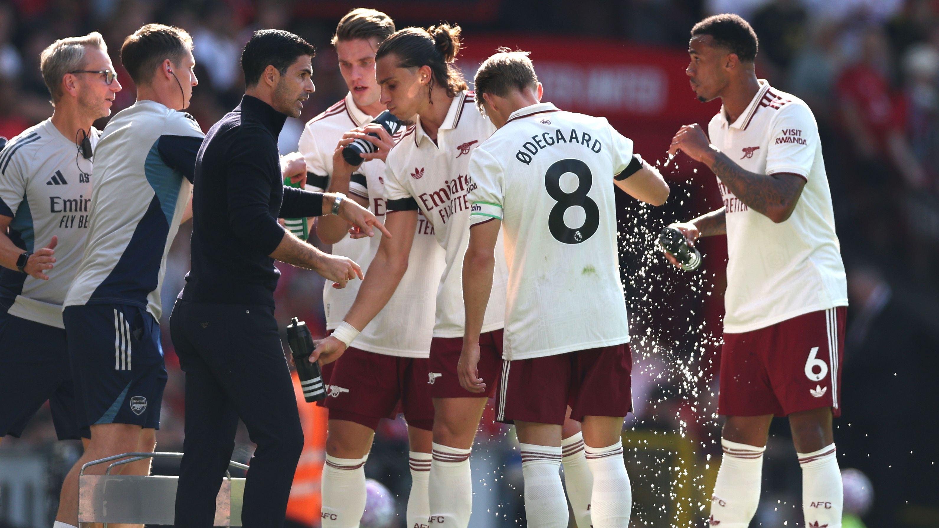 Manchester United v Arsenal - Premier League