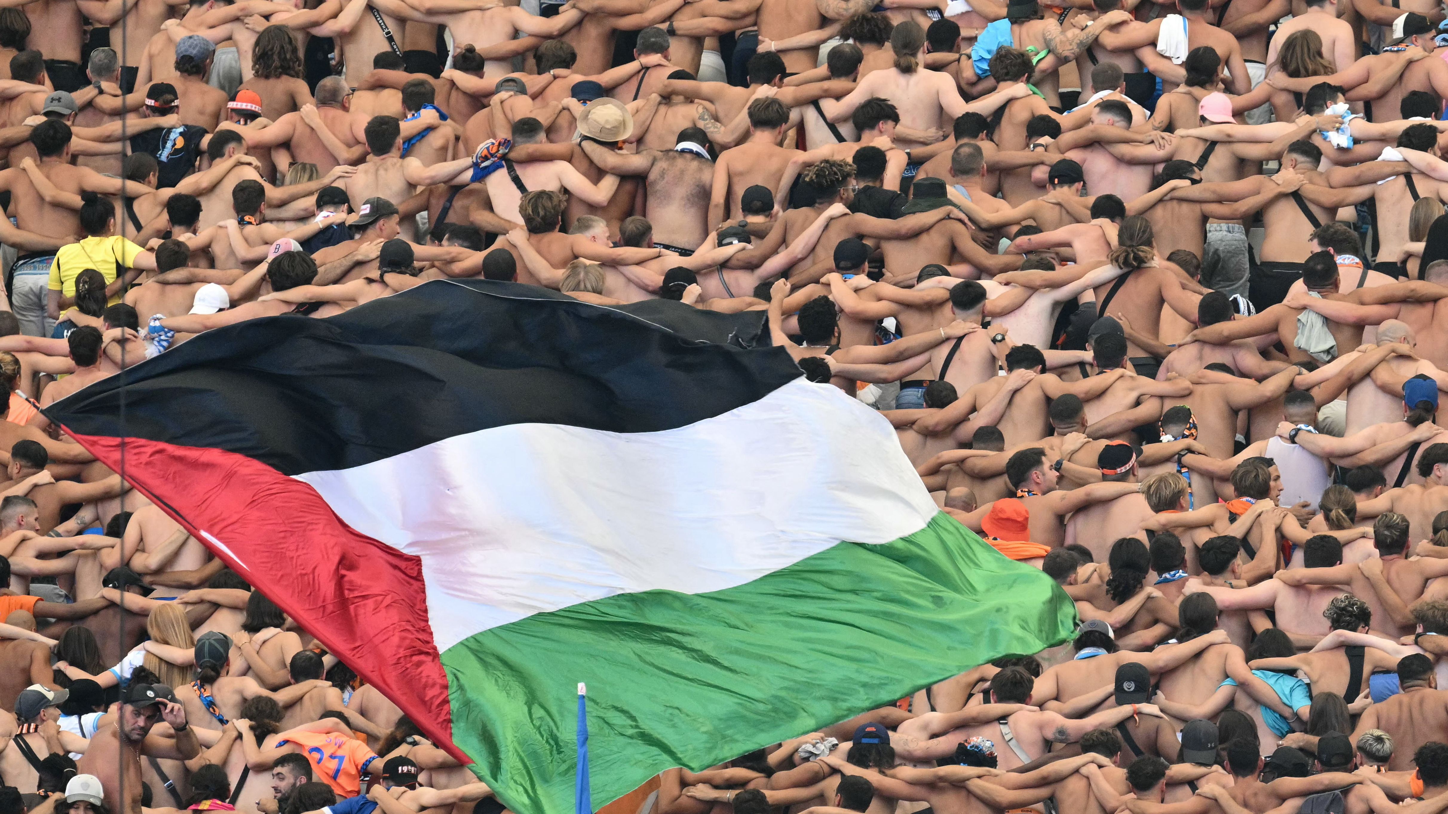 FBL-FRA-LIGUE1-MARSEILLE-PARIS FC