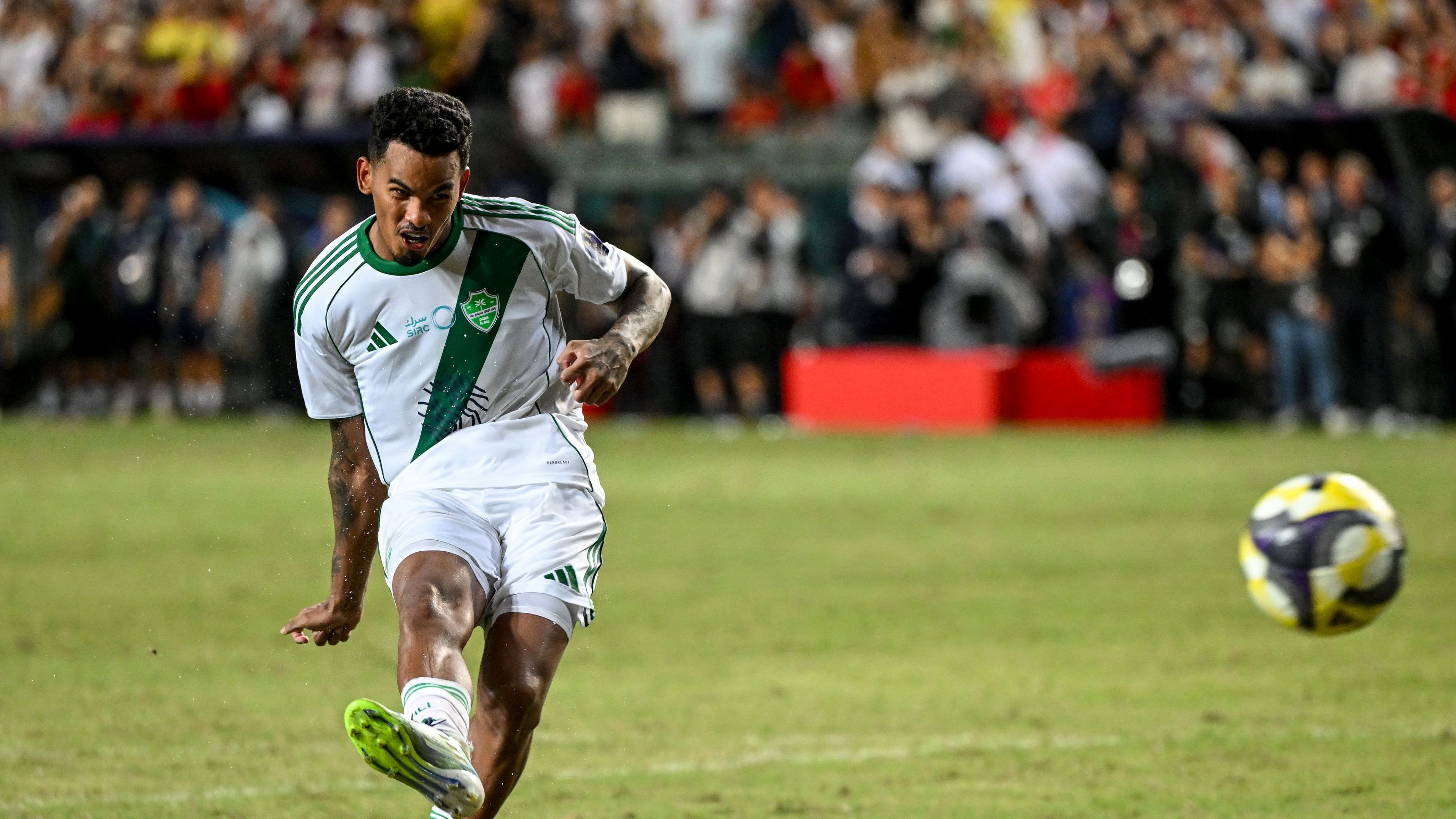 FBL-HKG-KSA-SUPER CUP-NASSR-AHLI