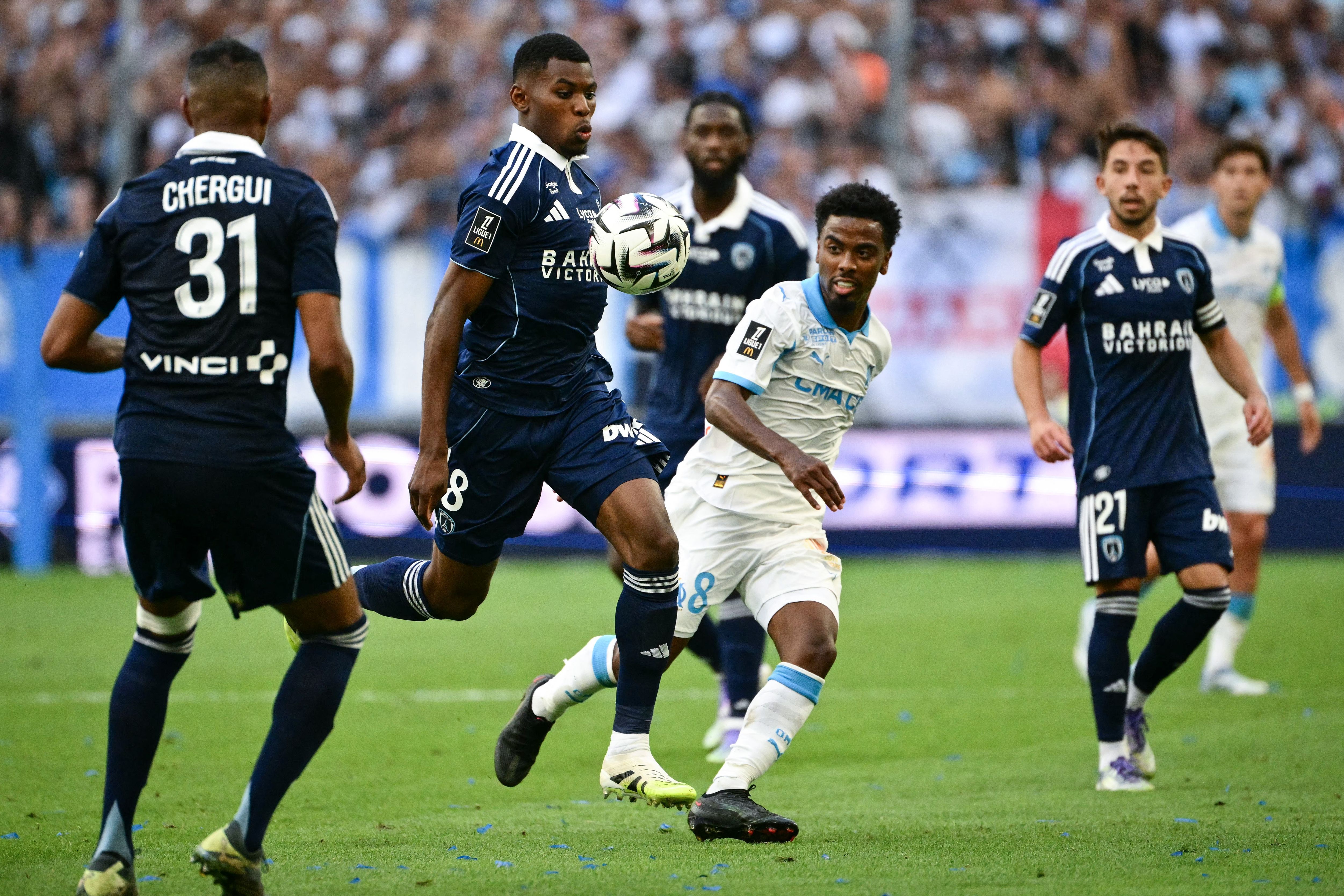 FBL-FRA-LIGUE1-MARSEILLE-PARIS FC
