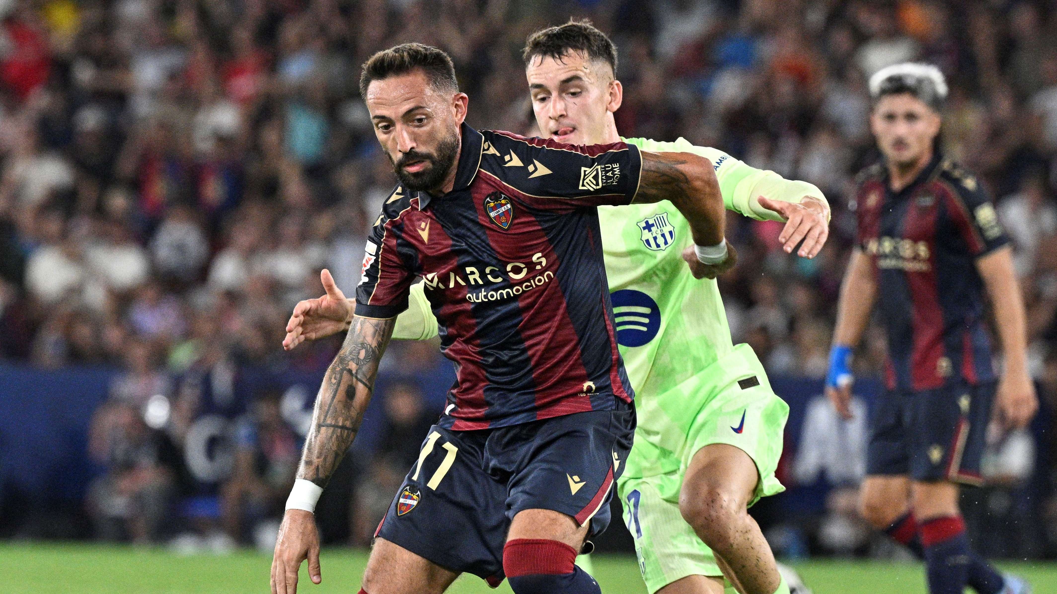 FBL-ESP-LIGA-LEVANTE-BARCELONA