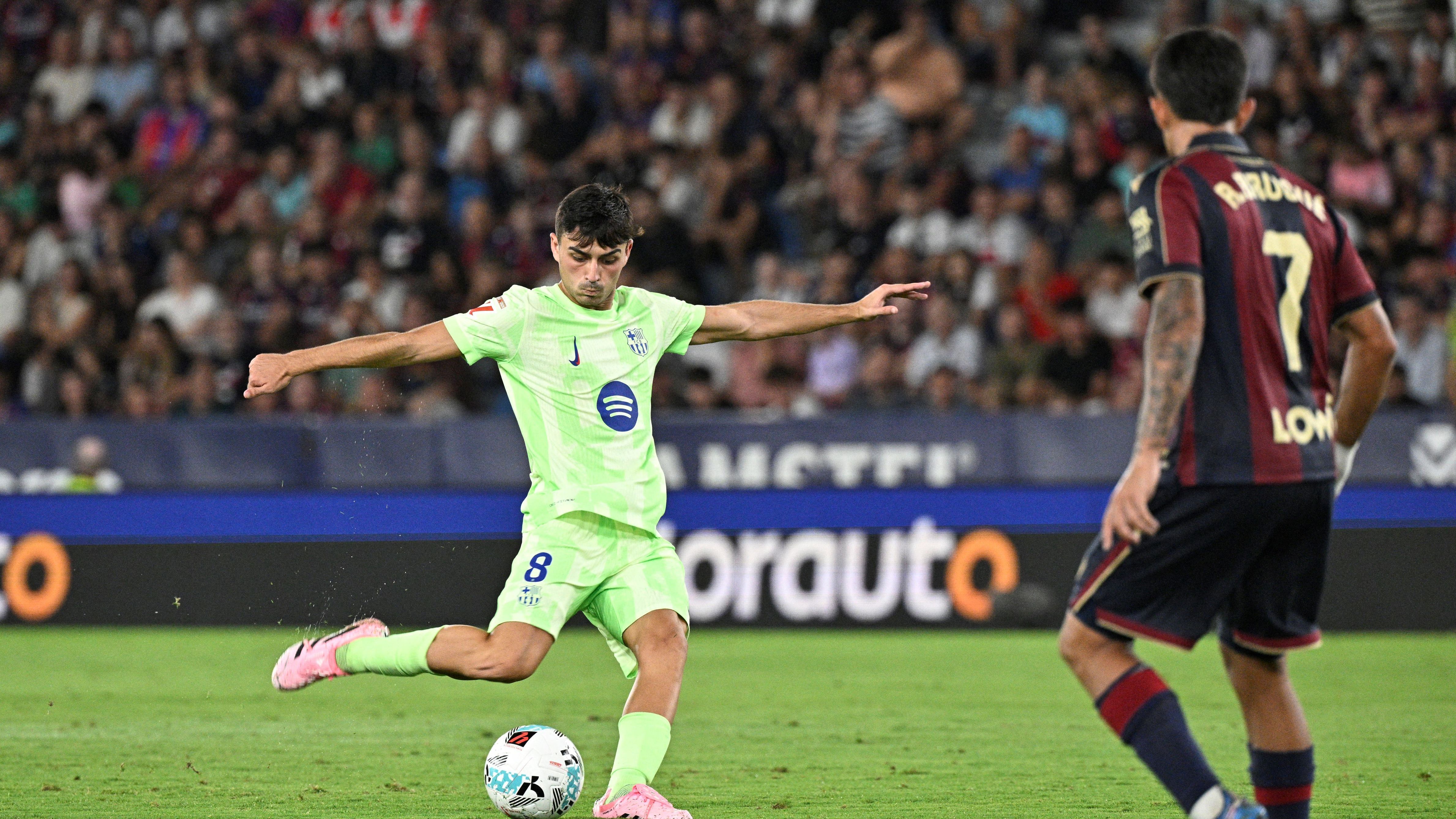 FBL-ESP-LIGA-LEVANTE-BARCELONA