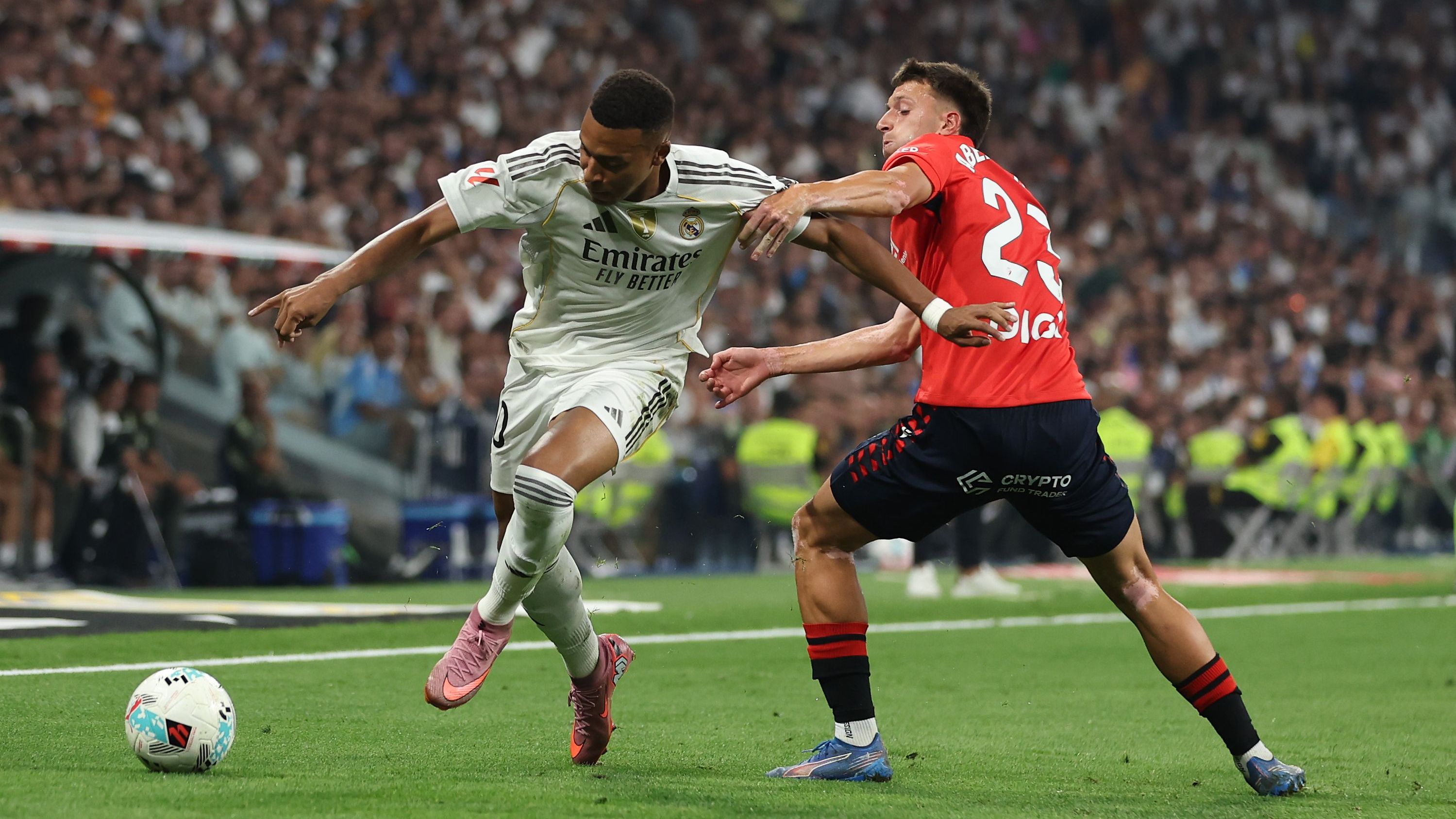 Real Madrid CF v CA Osasuna - LaLiga EA Sports