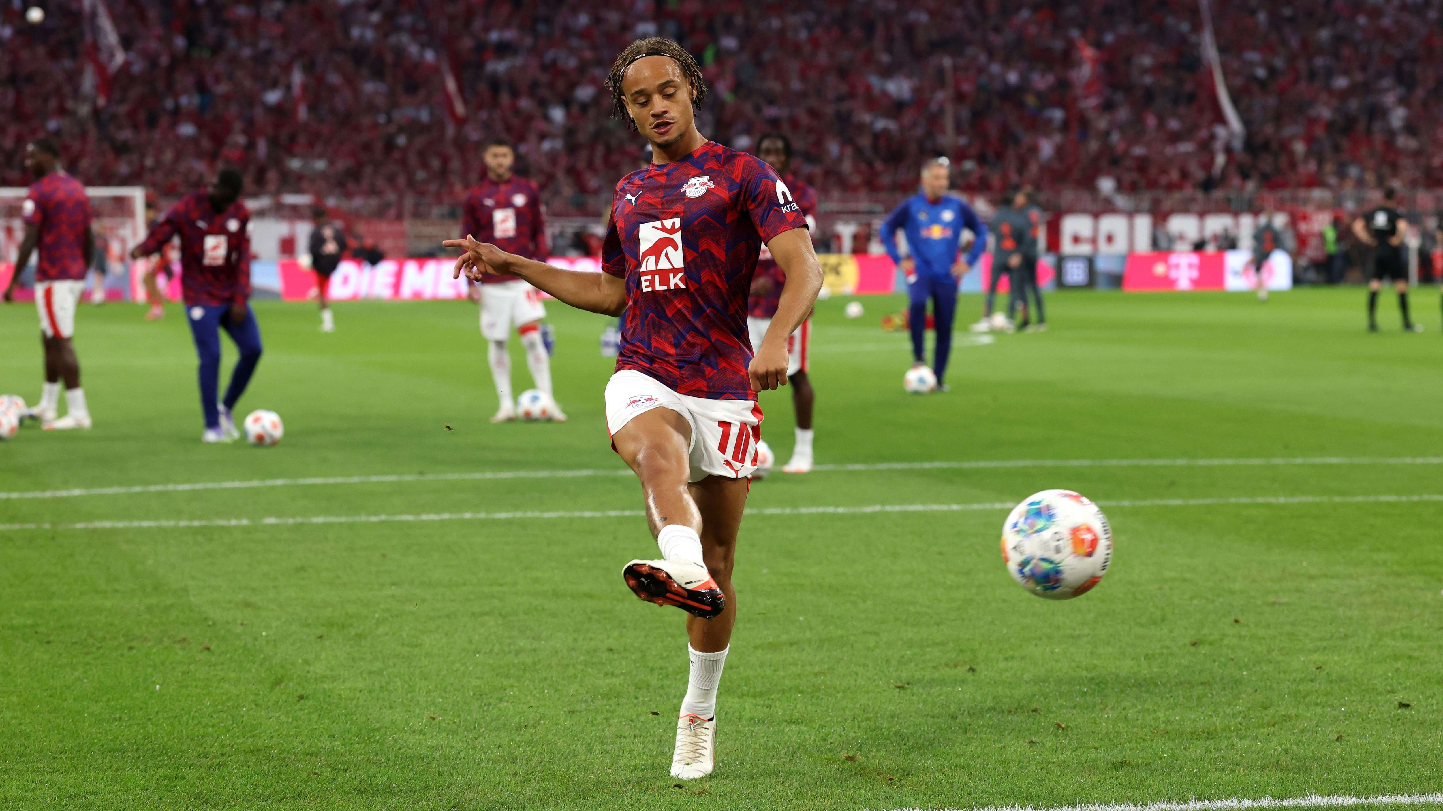 تشافي سيمونز