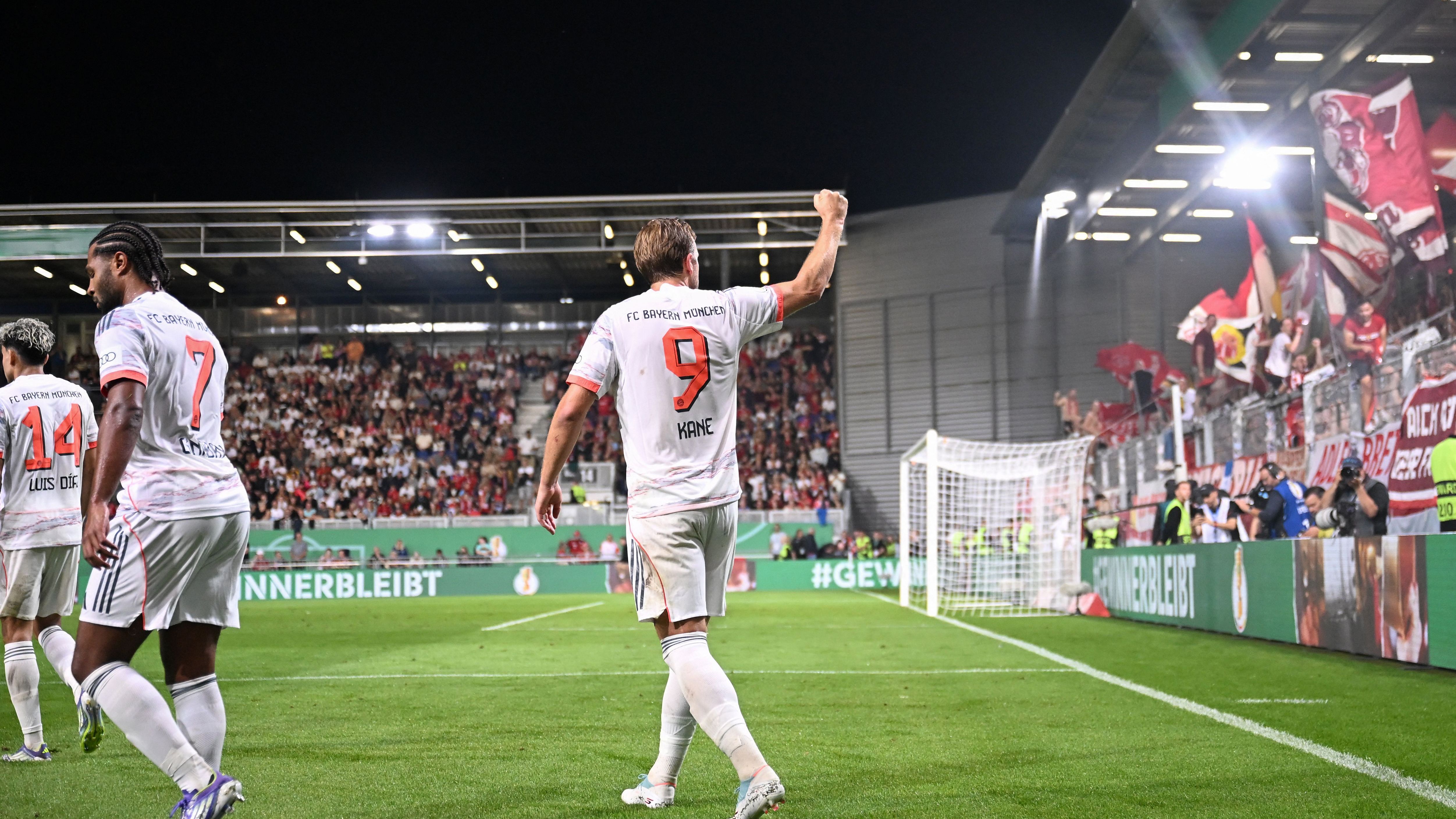 FBL-GER-CUP-WIESBADEN-BAYERN MUNICH