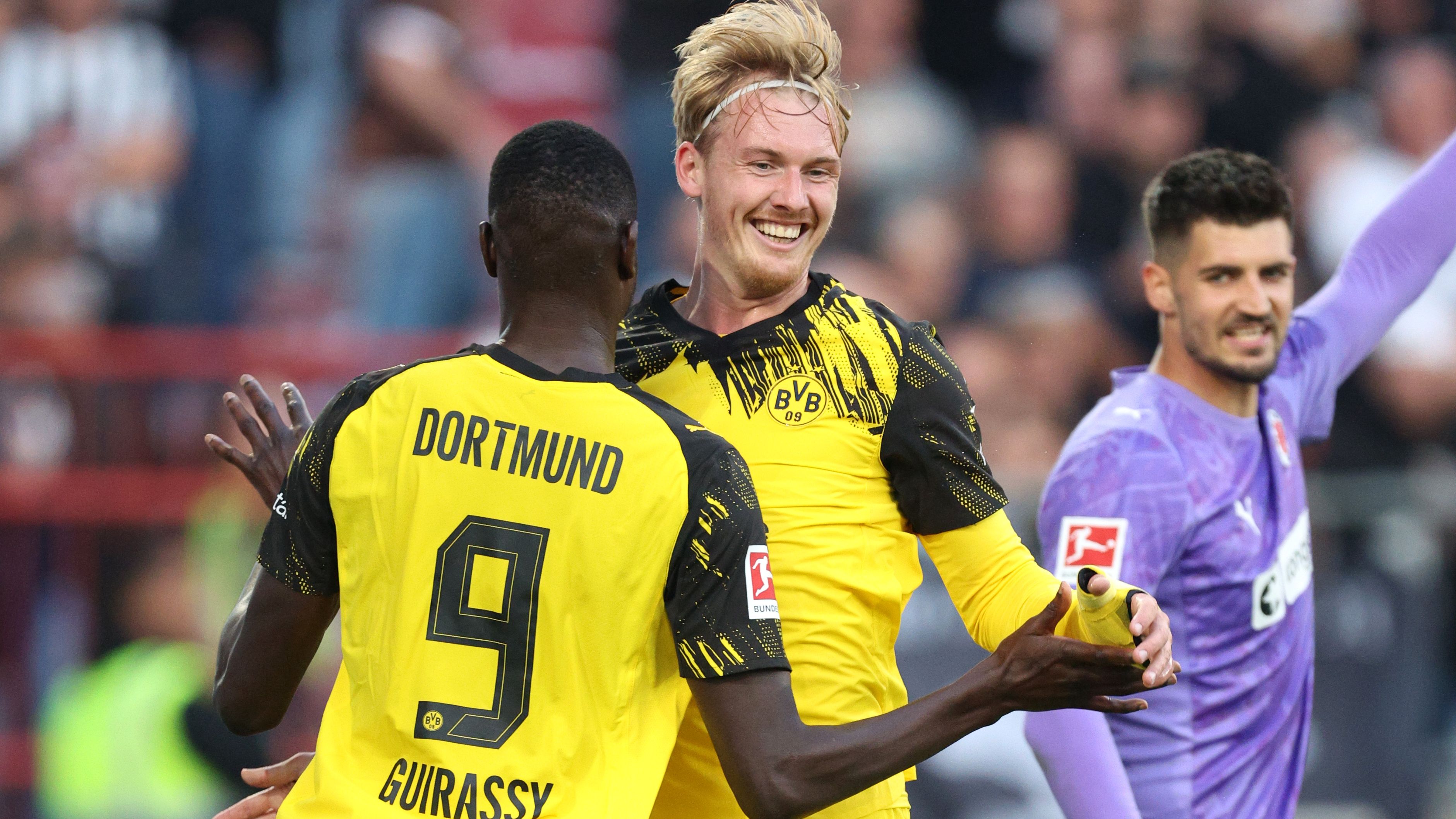 FC St. Pauli v Borussia Dortmund - Bundesliga