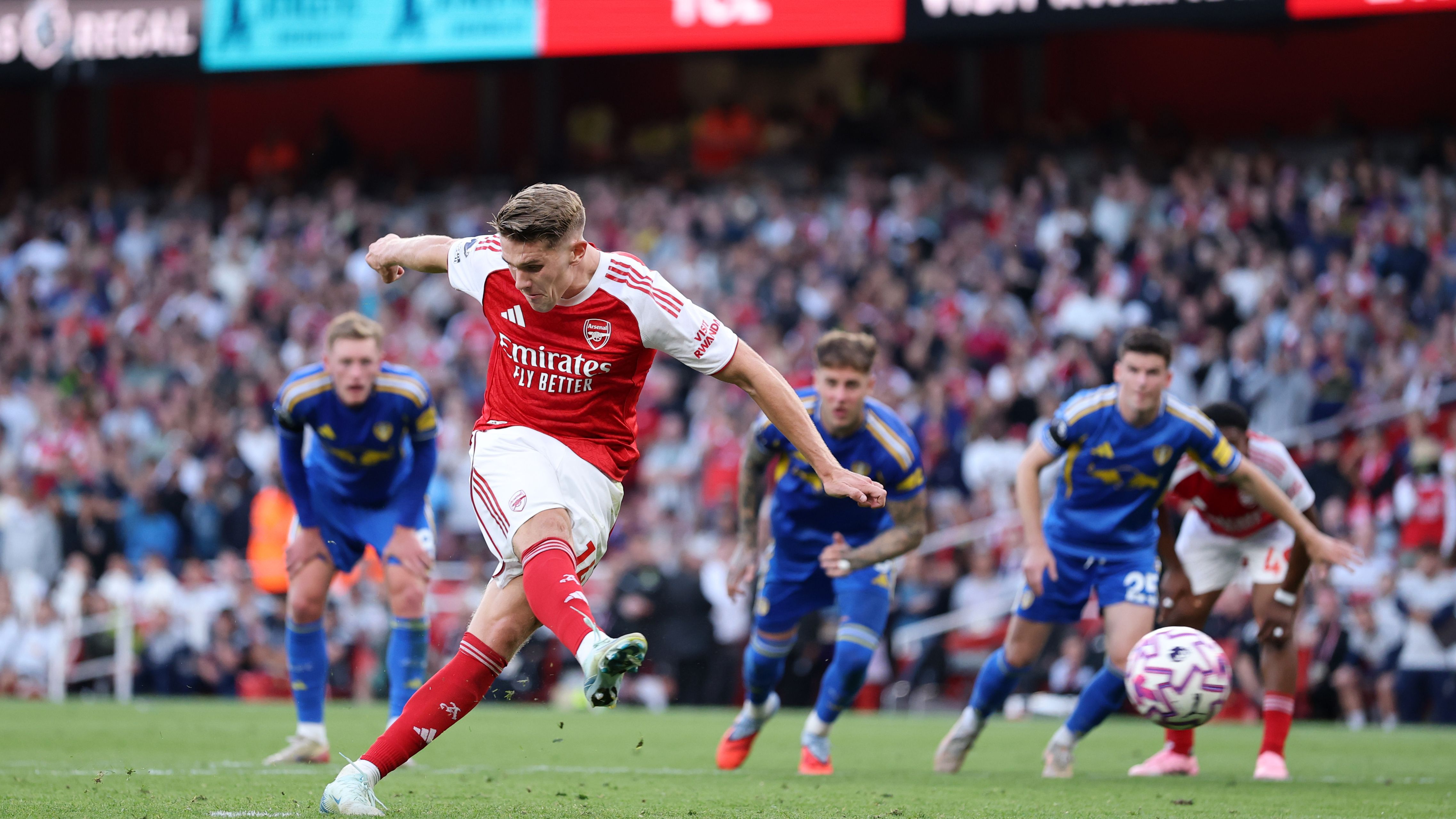 Arsenal v Leeds United - Premier League