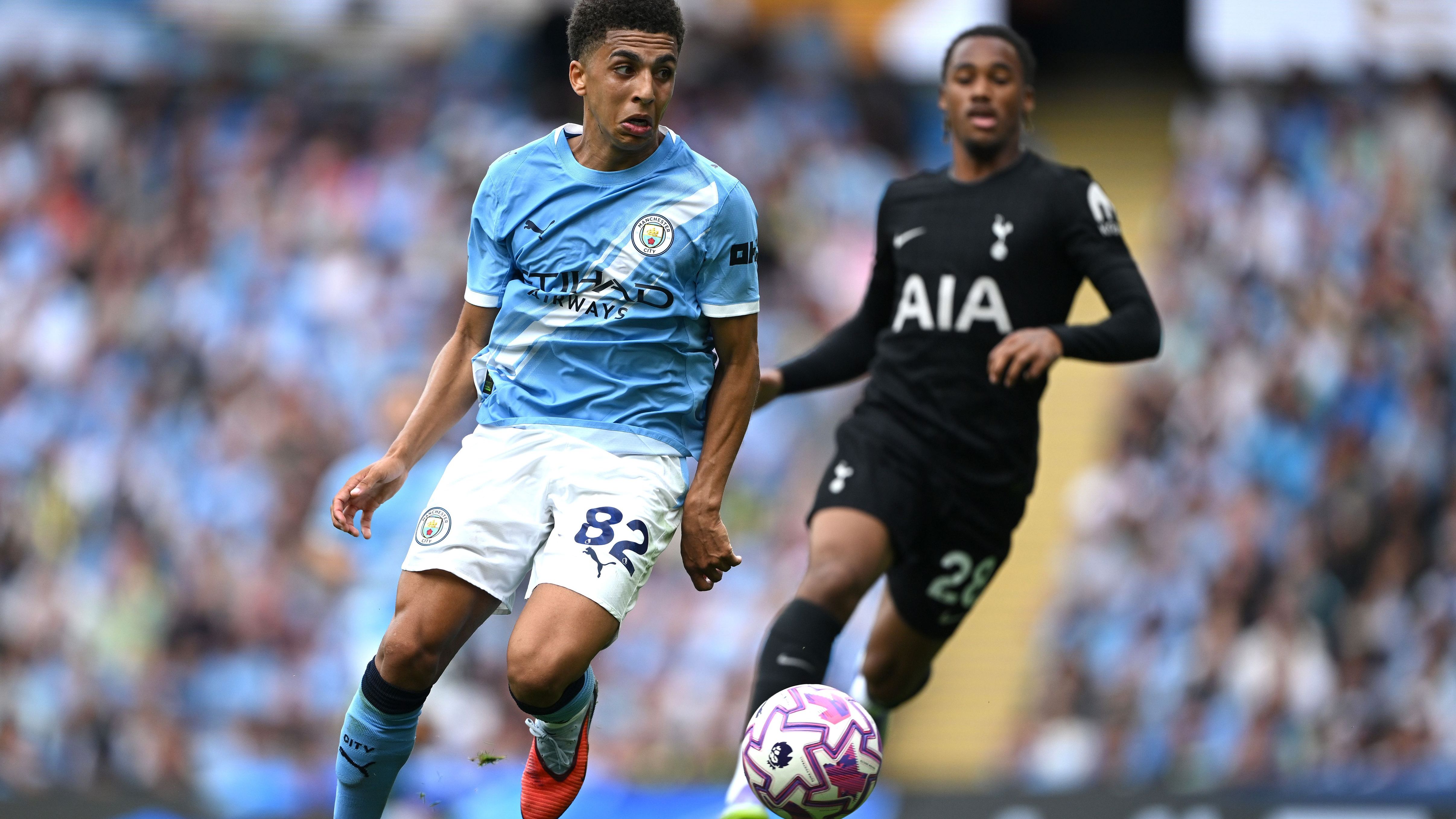 Manchester City v Tottenham Hotspur - Premier League