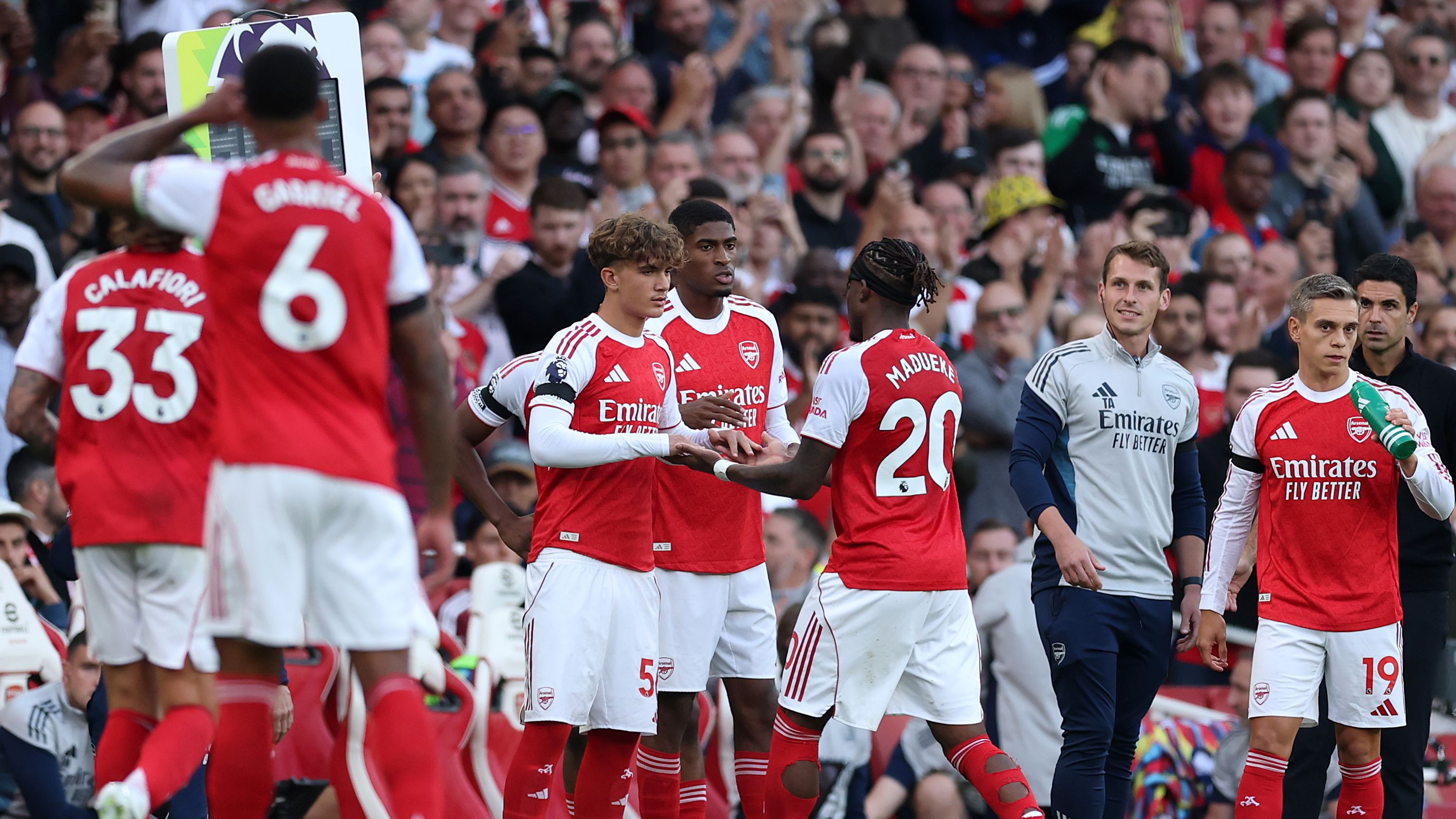 Arsenal v Leeds United - Premier League