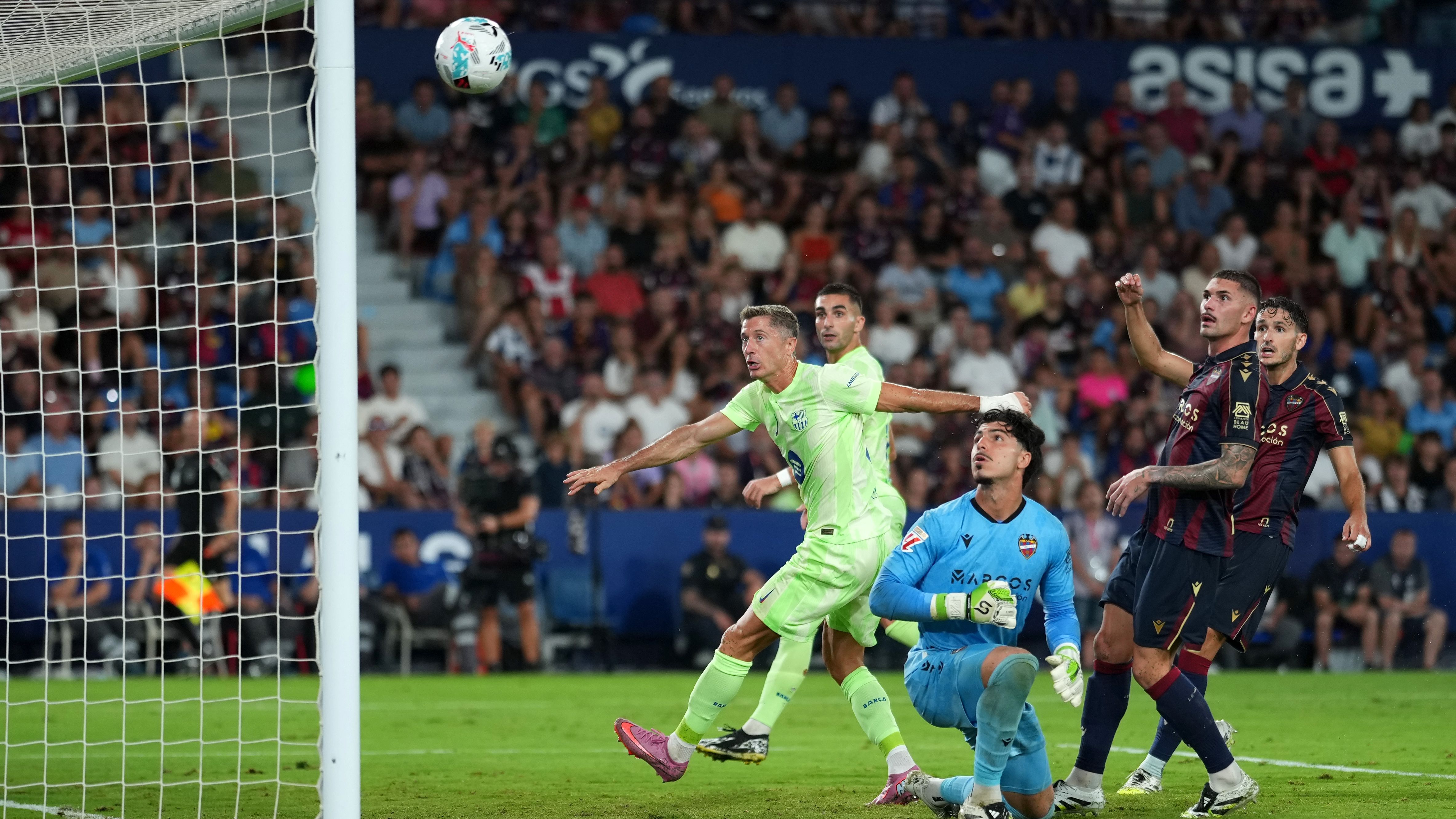 القنوات الناقلة لمباراة برشلونة وليفانتي في الدوري الإسباني 2025-2026