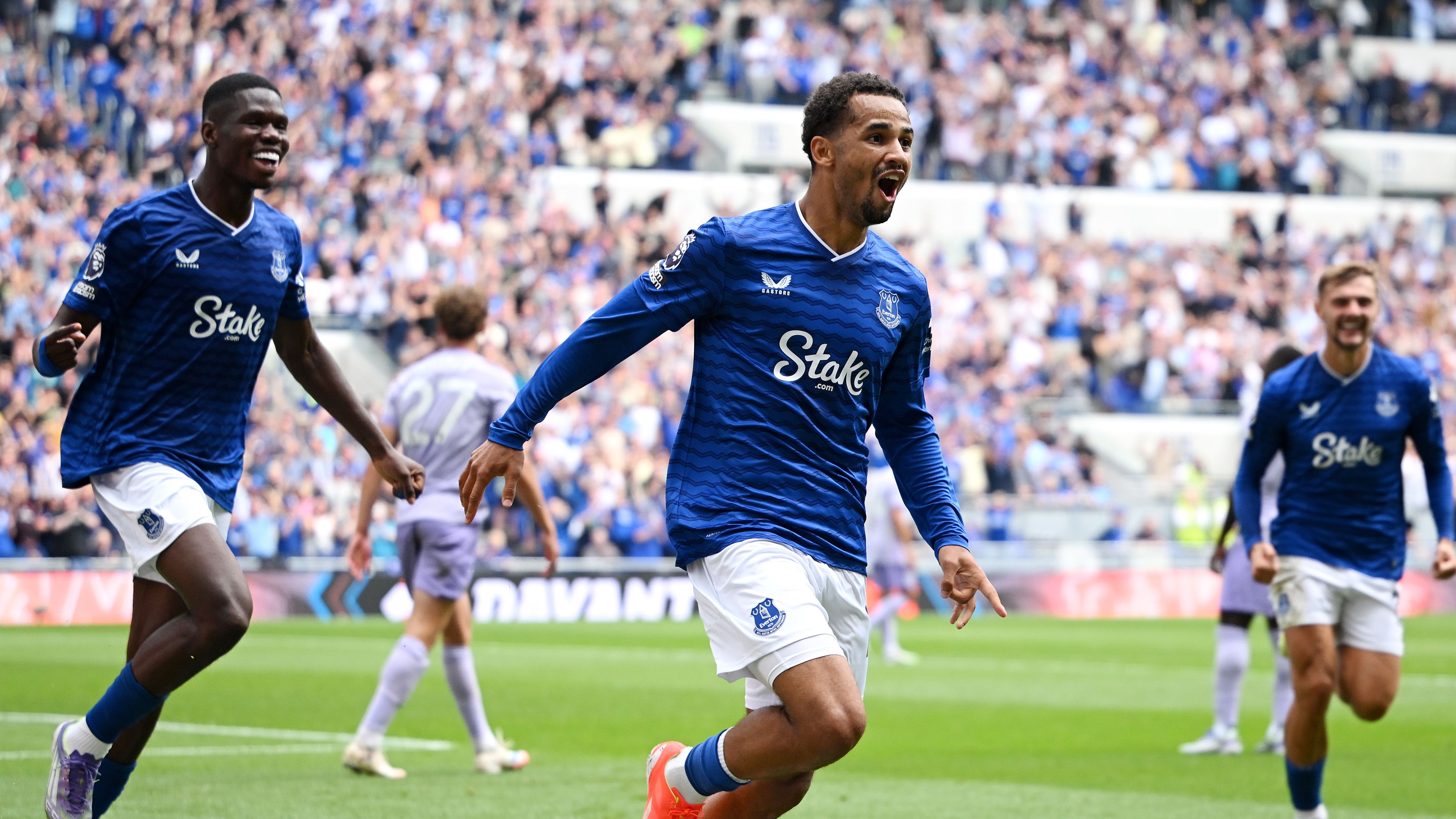 Everton v Brighton & Hove Albion - Premier League