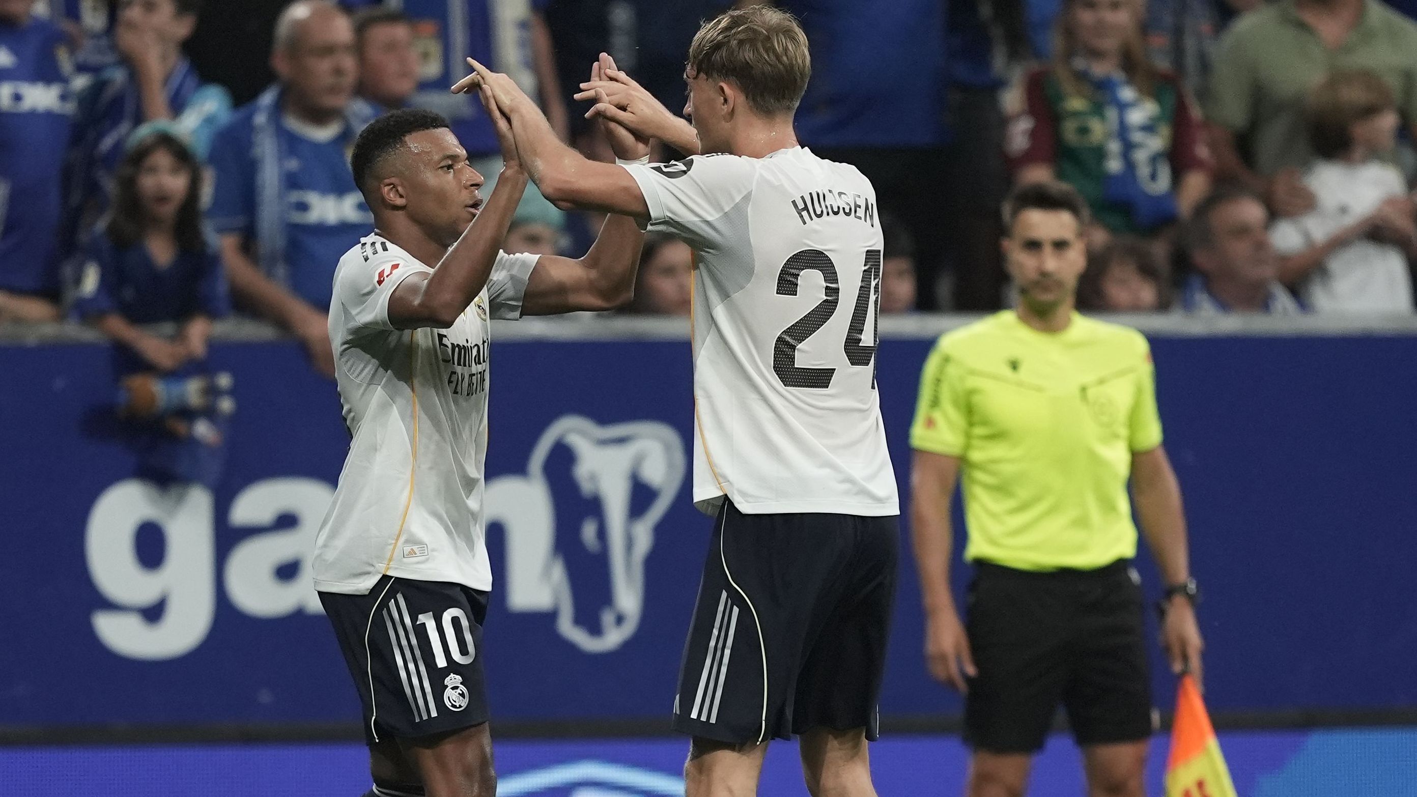 Real Oviedo v Real Madrid CF - LaLiga EA Sports