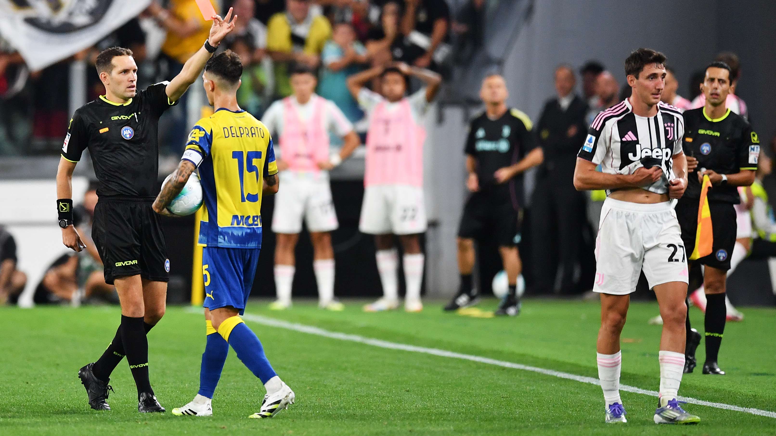Juventus FC v Parma Calcio 1913 - Serie A