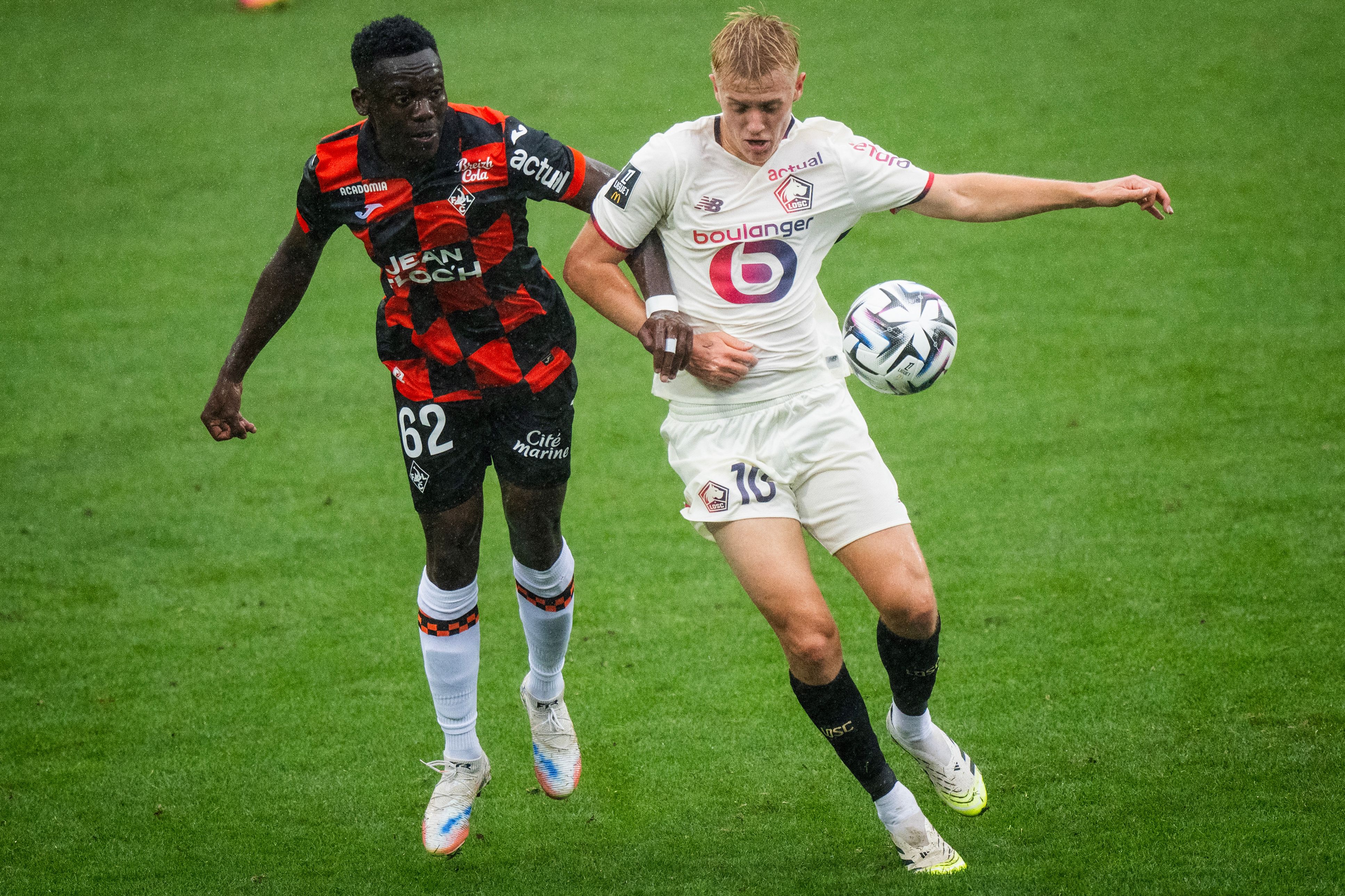 FBL-FRA-LIGUE1-LORIENT-LILLE