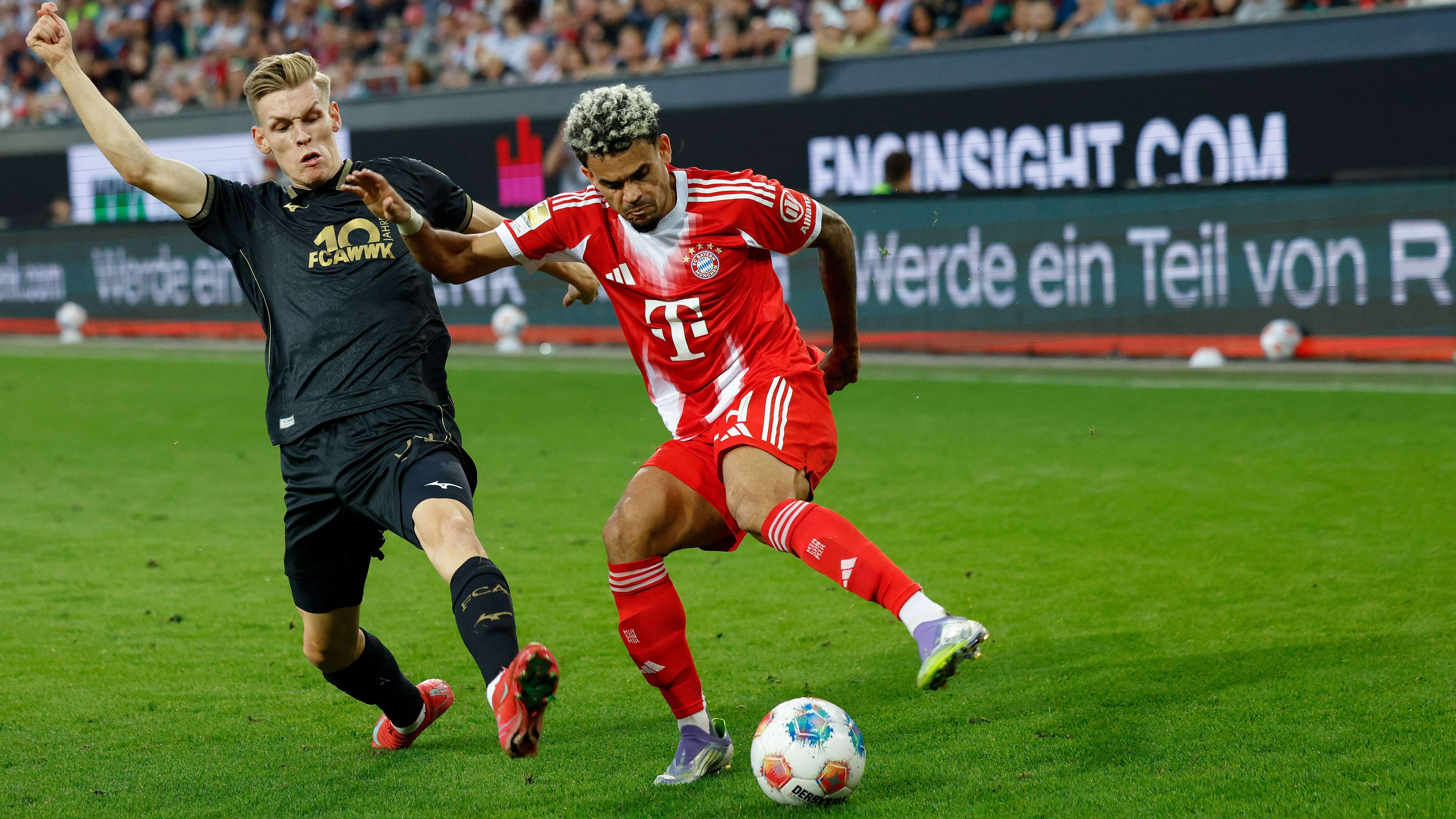 FBL-GER-BUNDESLIGA-AUGSBURG-BAYERN MUNICH