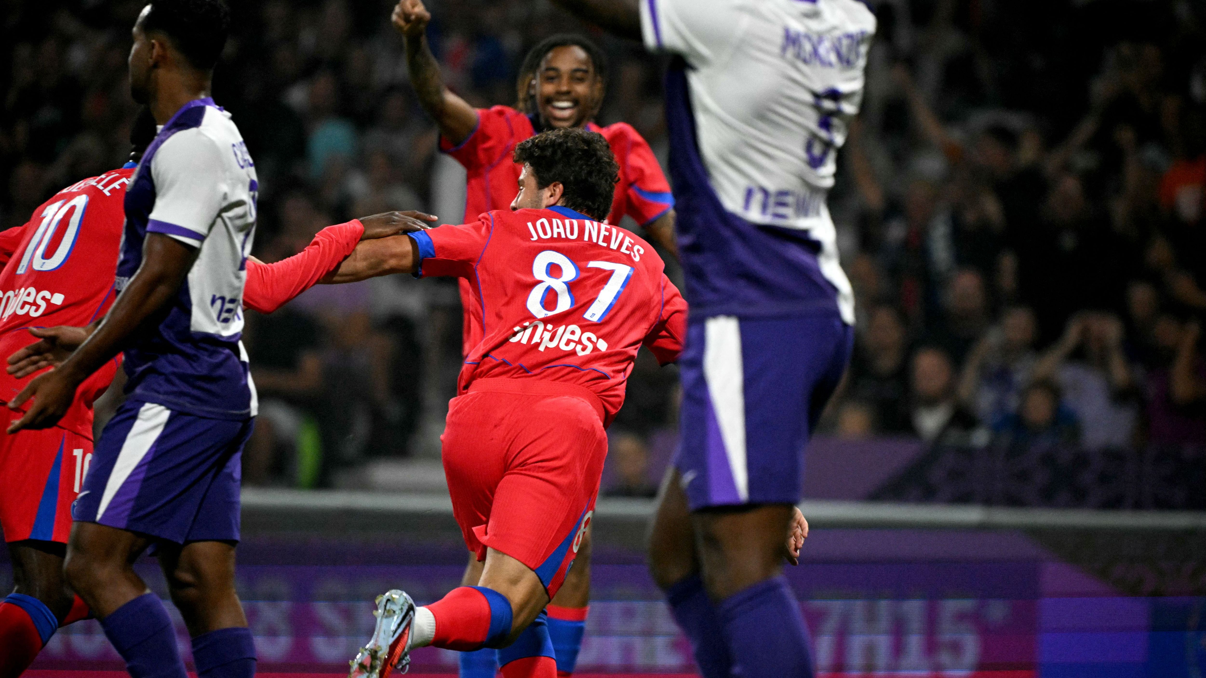 FBL-FRA-LIGUE1-TOULOUSE-PSG