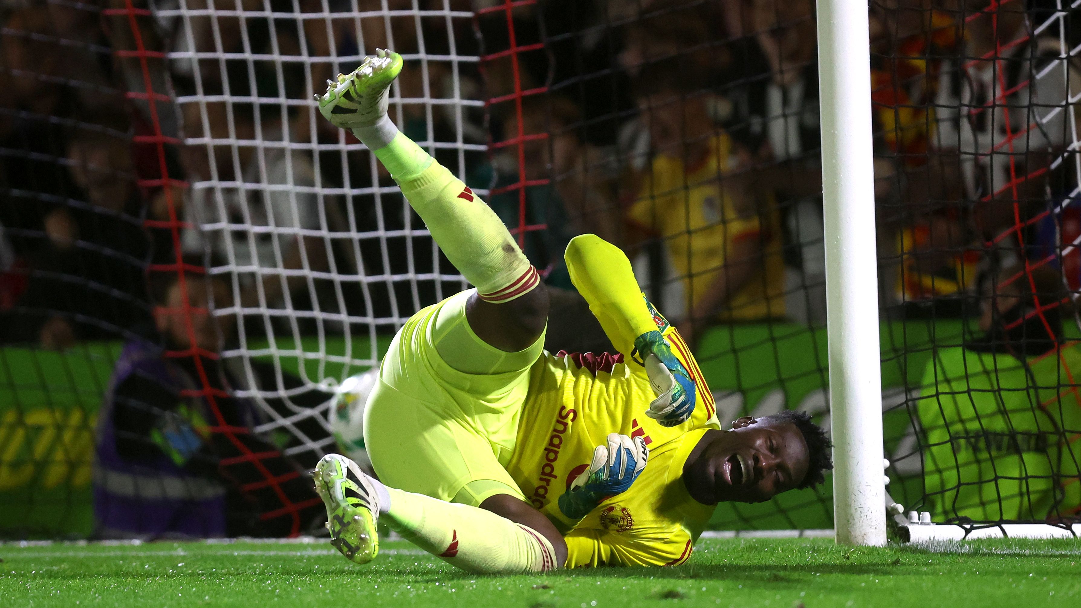 Grimsby Town v Manchester United - Carabao Cup Second Round
