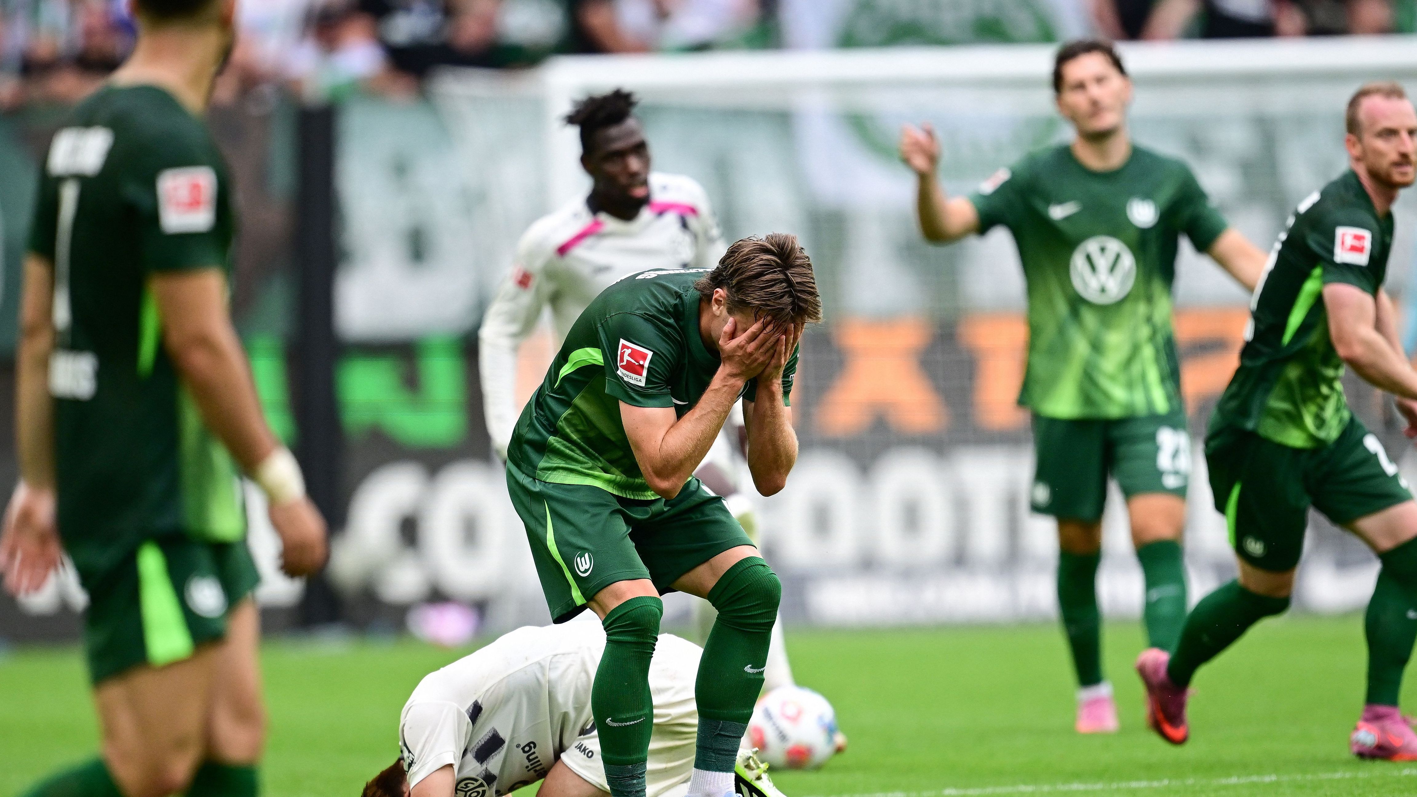 FBL-GER-BUNDESLIGA-WOLFSBURG-MAINZ