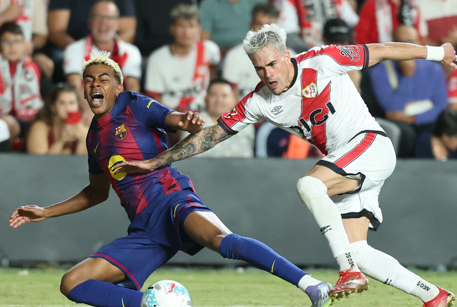 TOPSHOT-FBL-ESP-LIGA-RAYO VALLECANO-BARCELONA