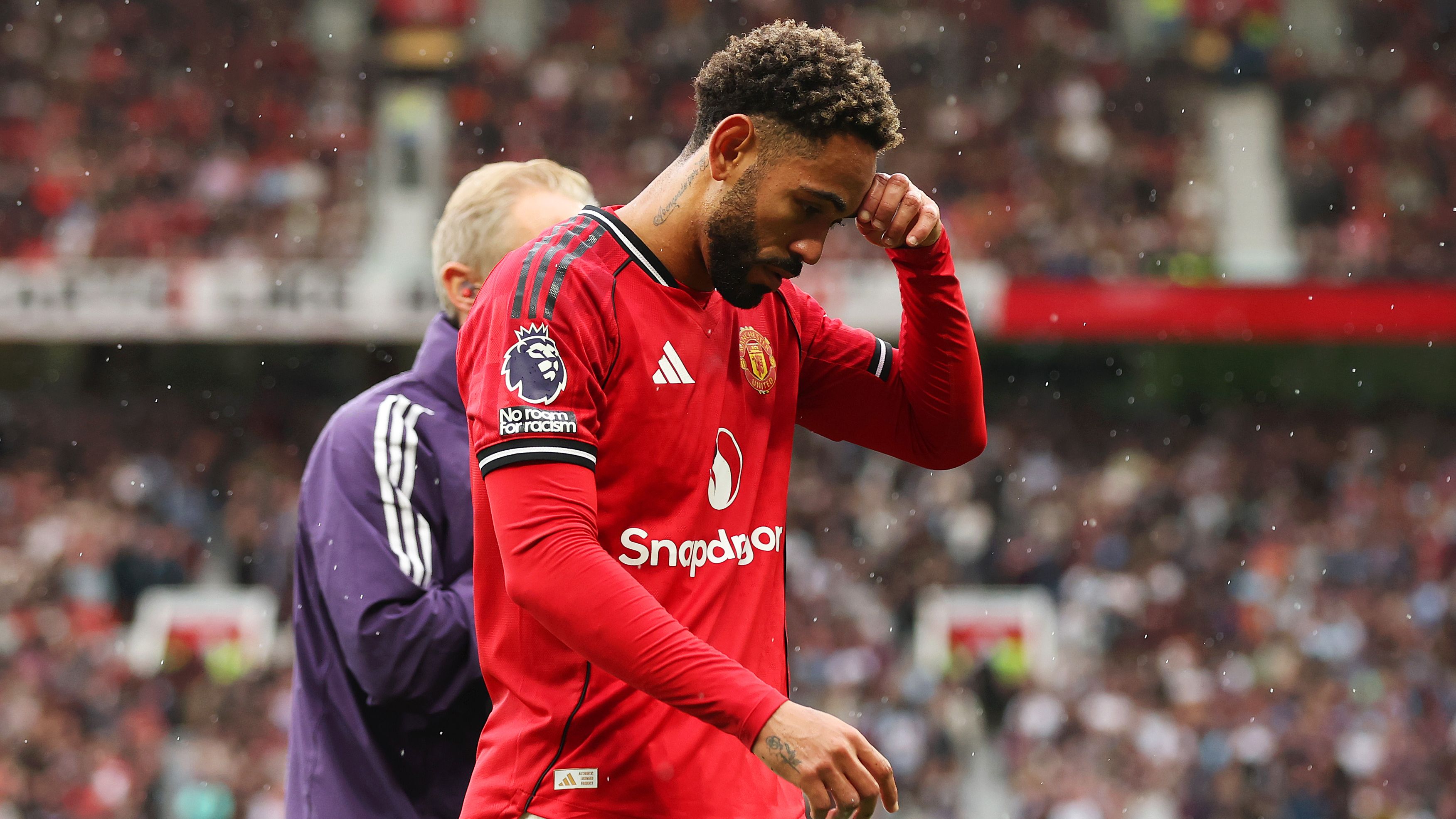 Manchester United v Burnley - Premier League