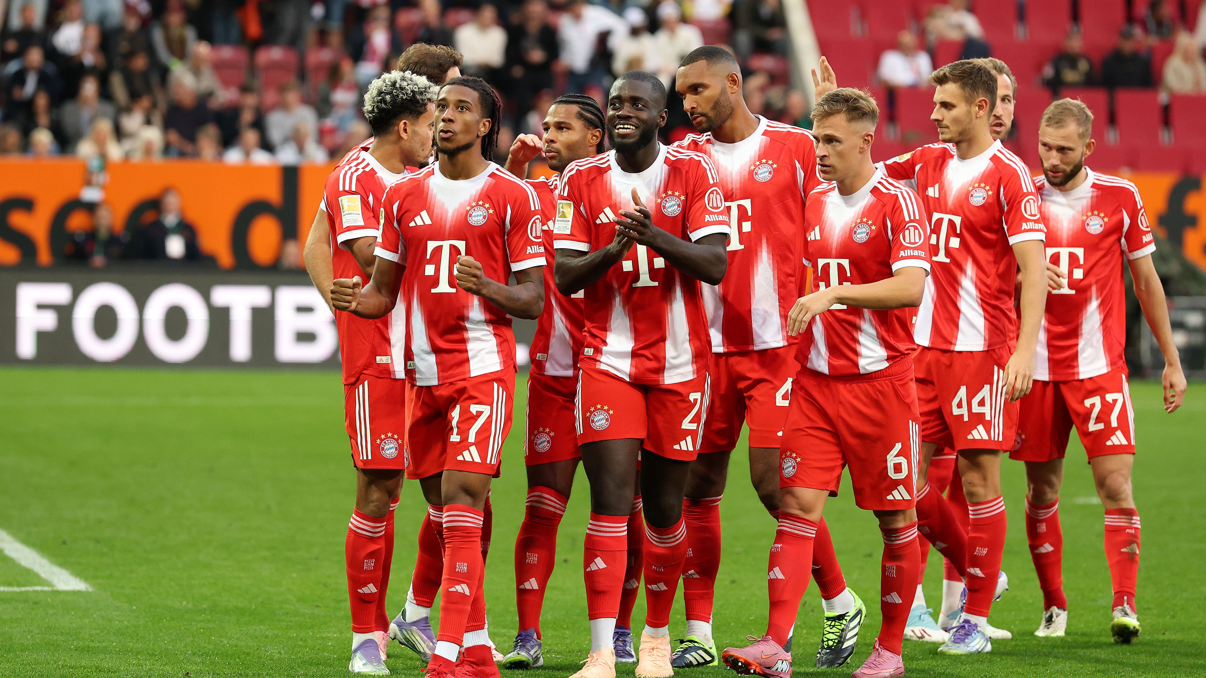 FC Augsburg v FC Bayern München - Bundesliga