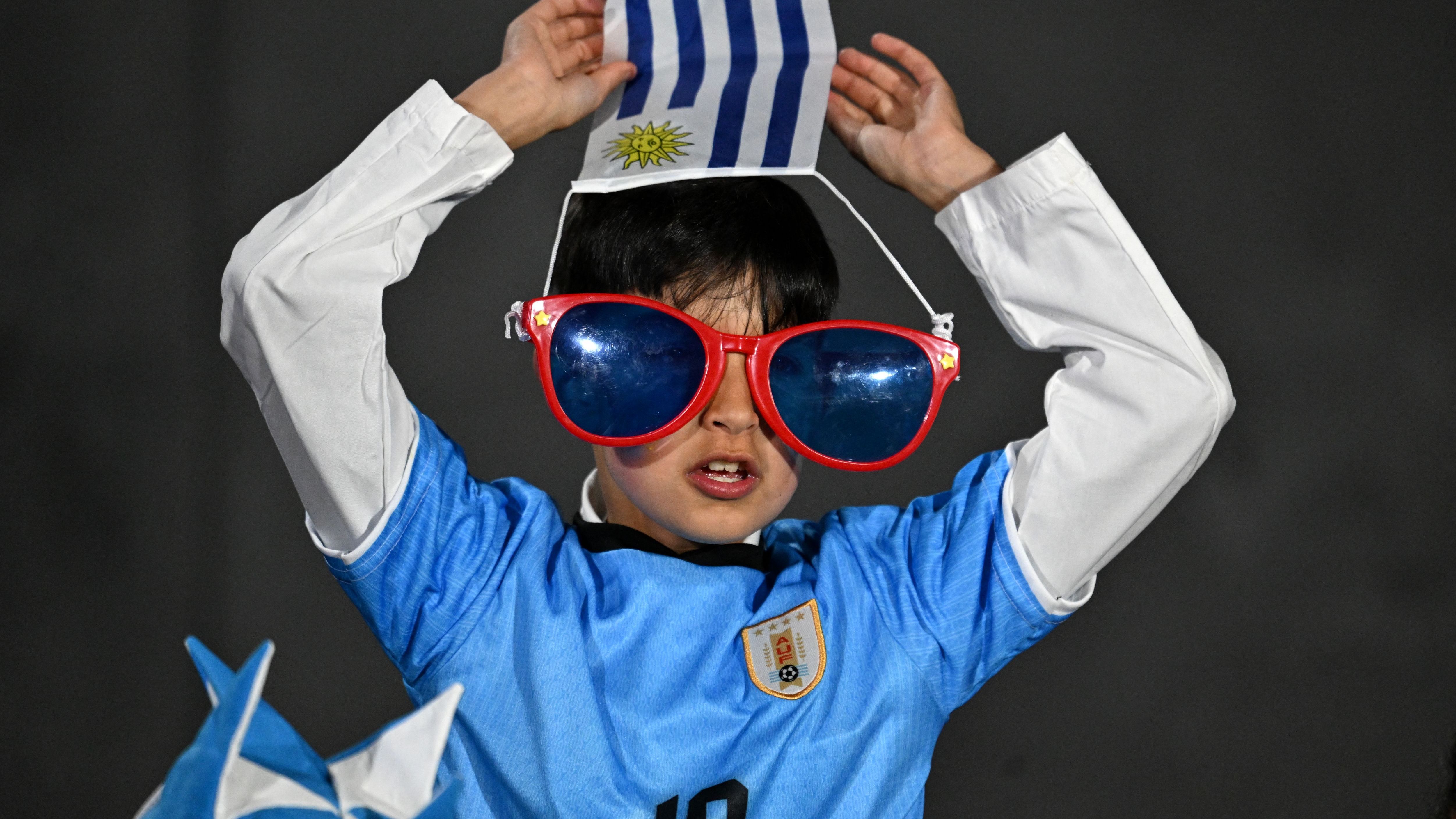 FBL-WC-2026-SAMERICA-QUALIFIERS-URU-PER-FANS