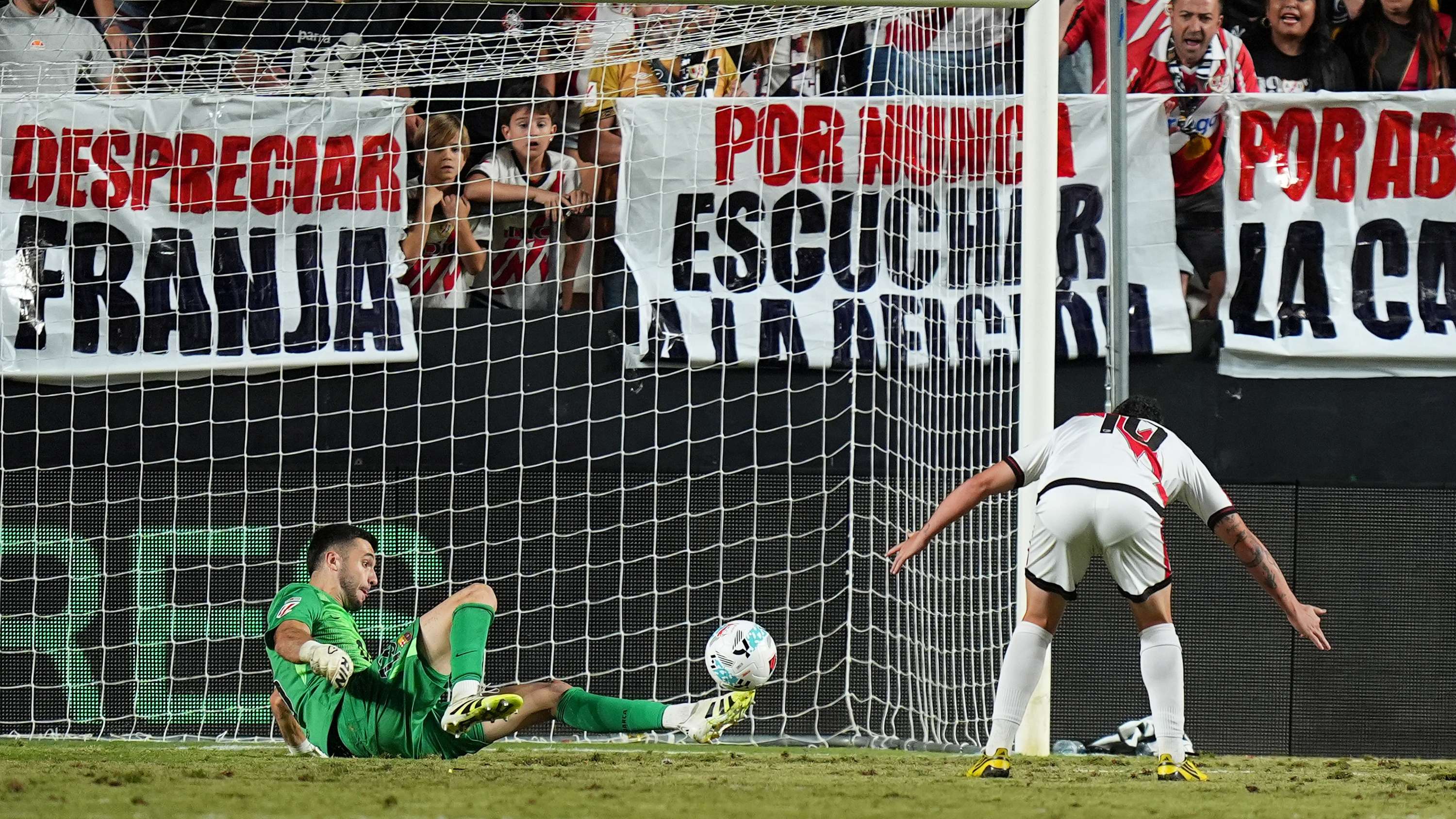 Rayo Vallecano de Madrid v FC Barcelona - LaLiga EA Sports