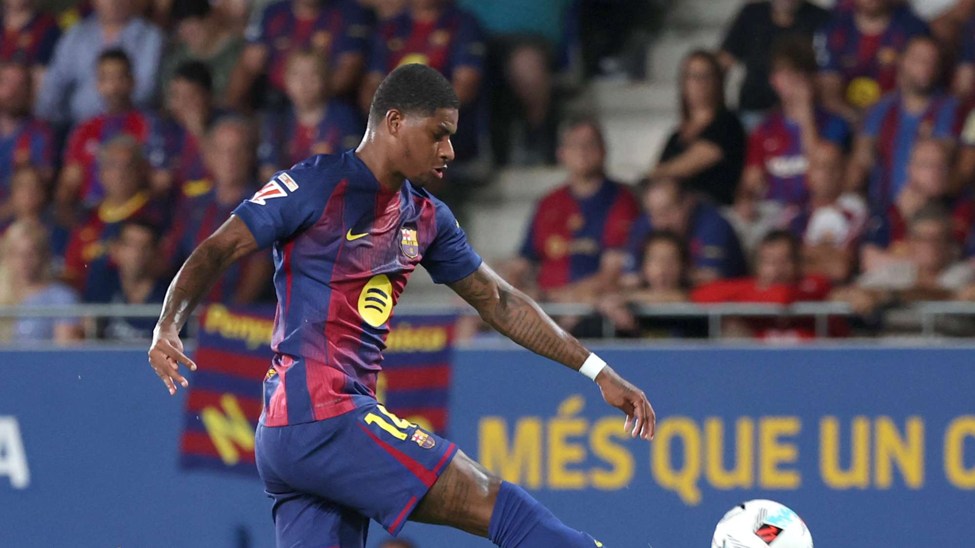 FBL-ESP-LIGA-BARCELONA-VALENCIA